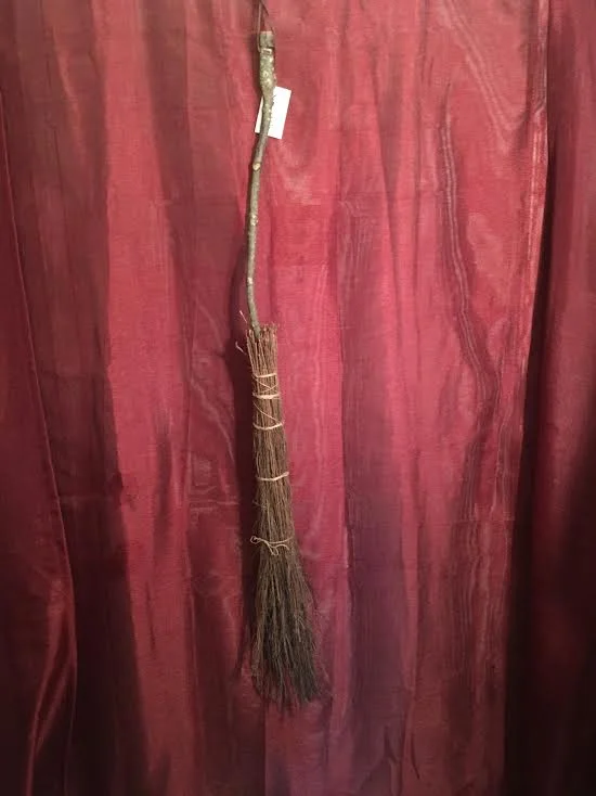 Broom#6.jpg