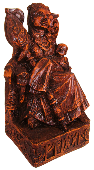 Seated Frigga Statue Side.png