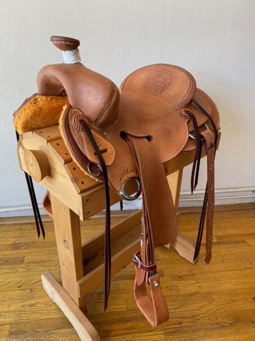 Custom Saddle 6.2.jpeg