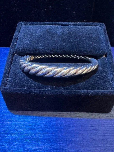 DAVID YURMAN .925 STLERING BANGLE BRACELET