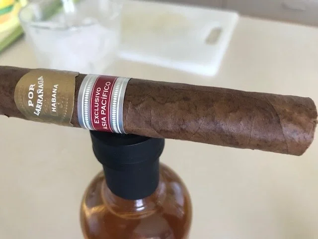 Robusto Rumble – Por Larranaga Robustos de Larranaga. 2007 Regional Release Asia Pacific. EMA Oct 07 – Zacapa Royal - Palo Cortado