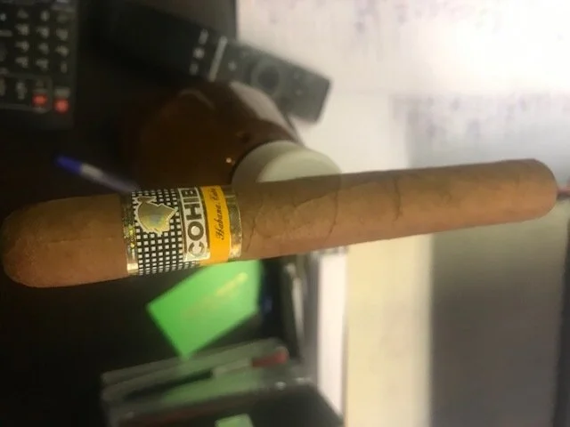 The Corona Gorda Crush (well, I still can’t think of a better name) – Cohiba Siglo IV (HRS Mar 19) – Monkey 47 Sloe Gin.