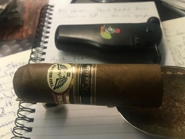 Tres Hermanos Short Gordito (No. 4) – Ayala No 7 2007.&nbsp;