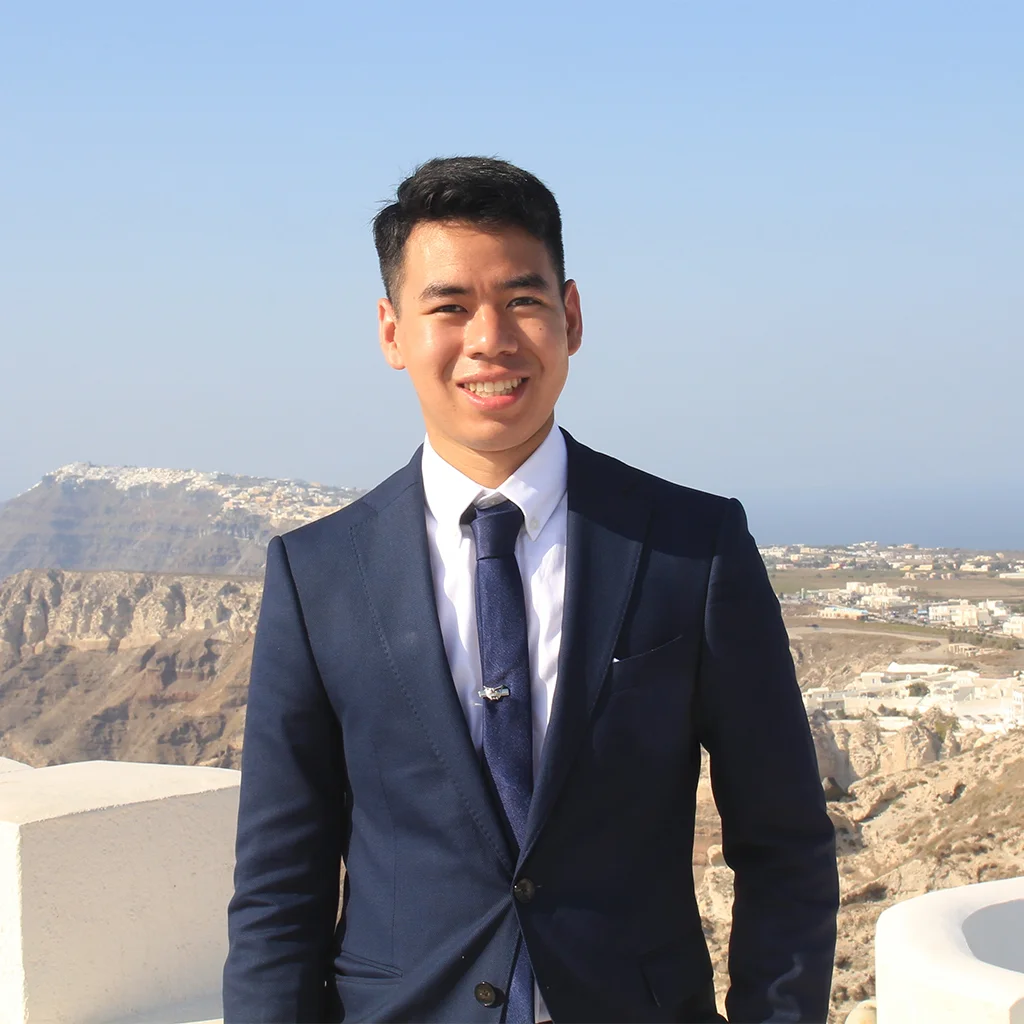 Linkedin: Chris Fong