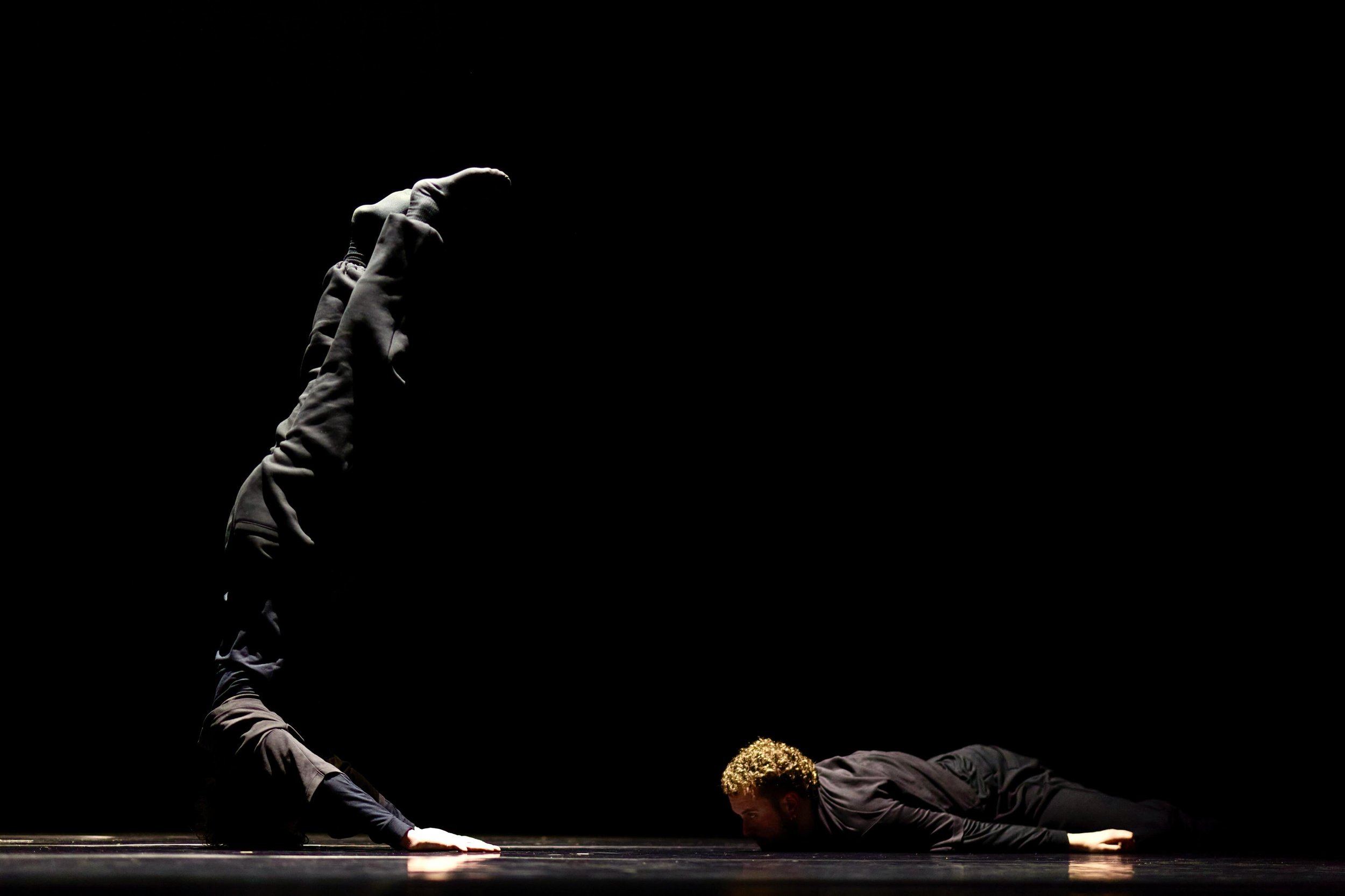 human undoing
US Premiere at 92Y
Dancers: Andrew Cummings and Mark Sampson
📷 @kellypuleio 
#aszurebartonandartists
