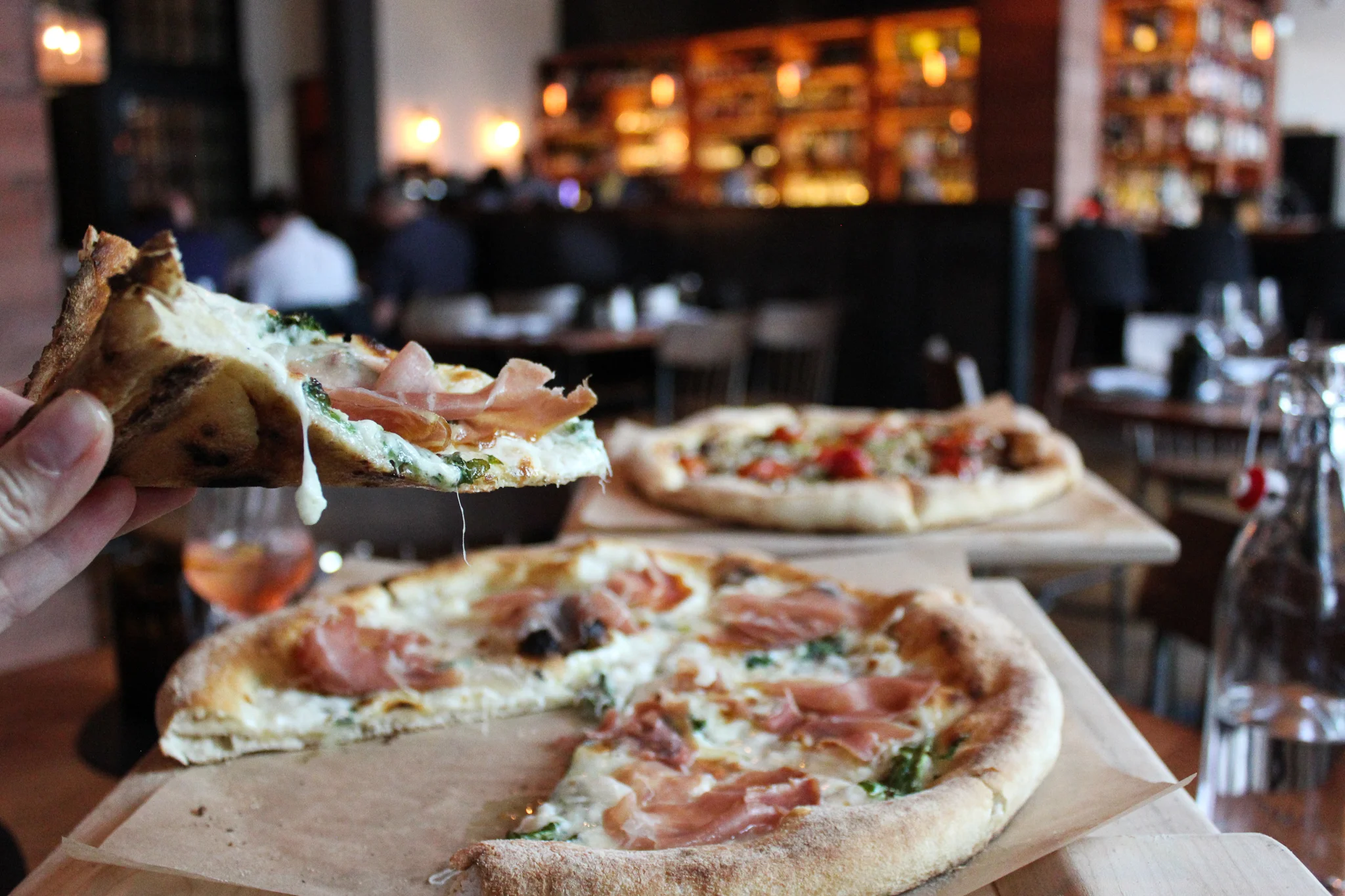 Prosciutto pizza from Donetto (c) Anna Lanfreschi