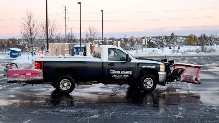 Schedule Your Commercial Snow Removal for a Worry-Free Winter in West Bloomfield, SE Michigan