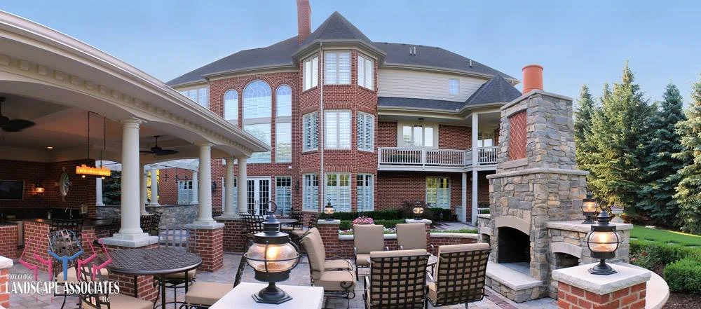 5 Outdoor Fireplace Designs That Masonry Contractors Often Recommend in SE Michigan