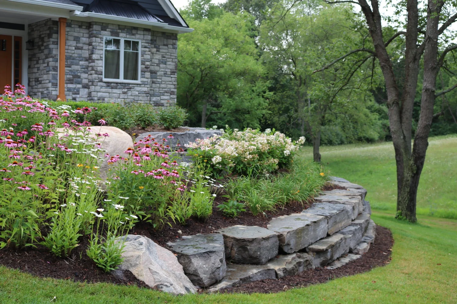 Retaining Walls — Landscape Design, Masonry Contractors Grosse Pointe,  Brighton, Ann Arbor, Bloomfield Township MI | Troy Clogg Landscape  Associates, image size:1500x1000