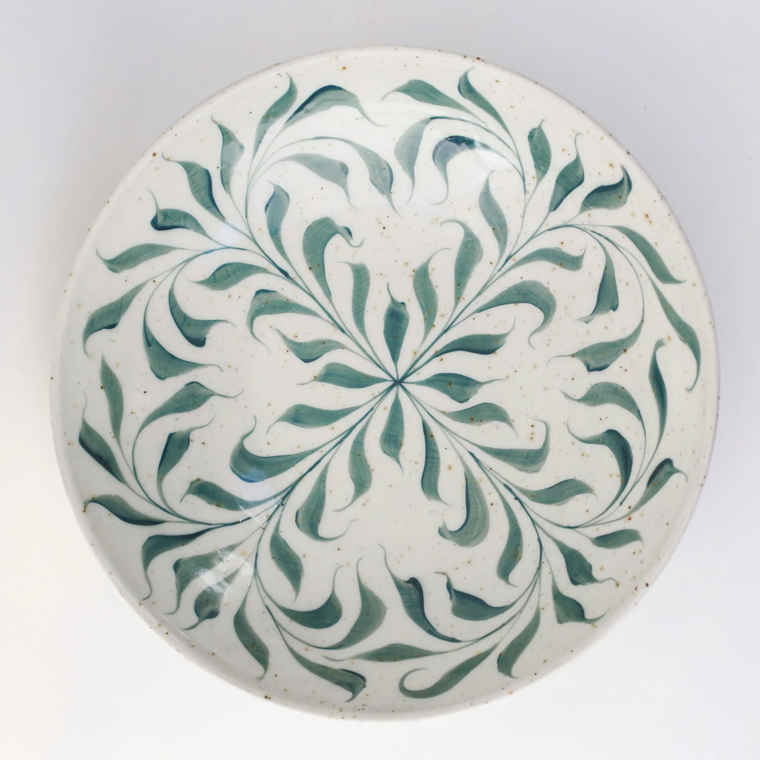 Ye olde faithful. Big bowls on tomorrow&rsquo;s shop update (7pm) Inc quite a few large and XL green leaf serving bowls. Along with a few delft and ottoman inspired ideas, swipe to see. #bowls #ceramics #pottery