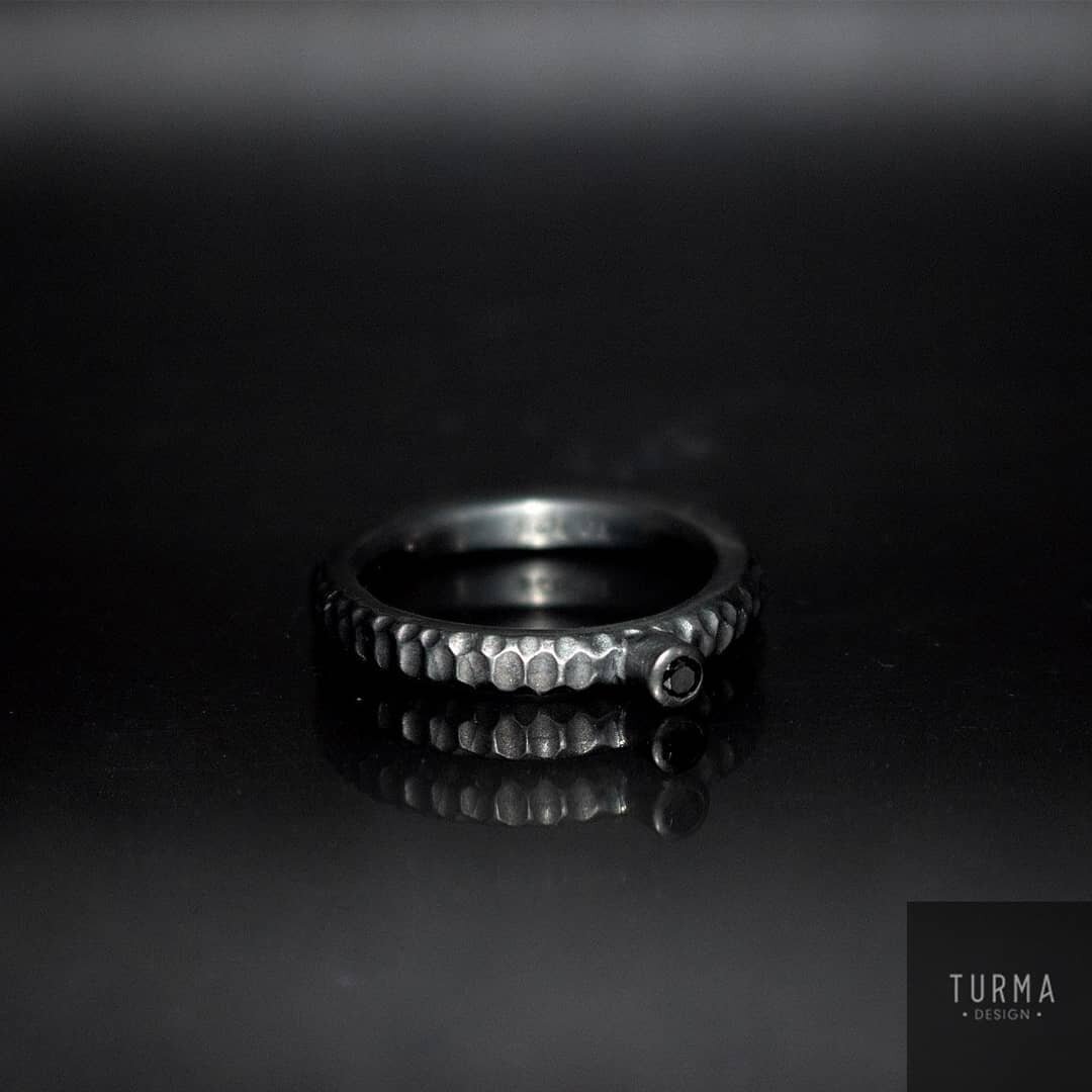 DUNKELHEIT II
Unique ring with black  Diamond. DM for more info.

#turma_desing #uniquedesign #uniquejewelry #silver #blackenedsilver #black #grim #grimjewelry #dark #darkjewelry #gothic #gothicjewelry #finejewelry #handmade #black #blackdiamond