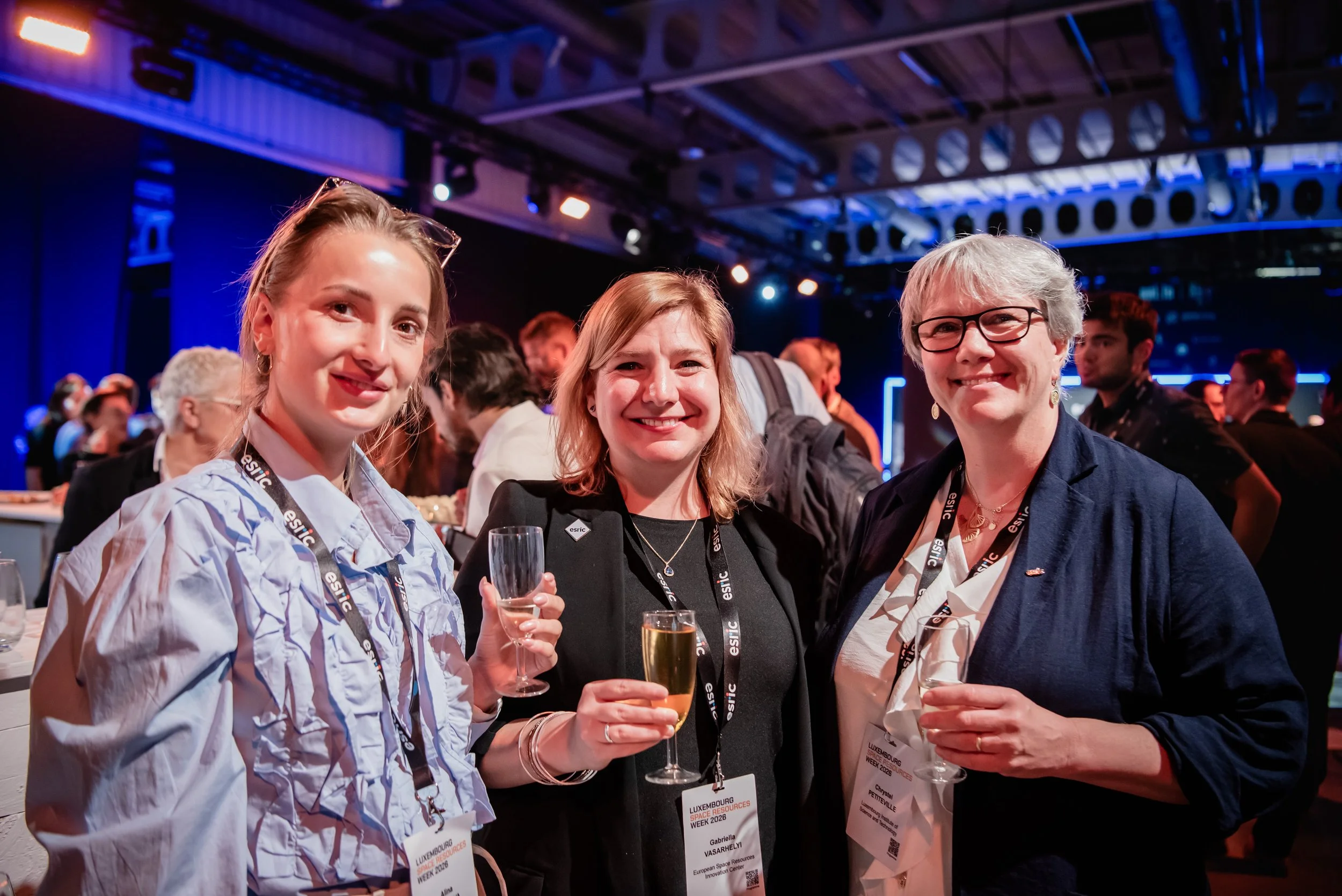 4may-SpaceResourcesWeek26-byLugdivineUnfer-415.jpg
