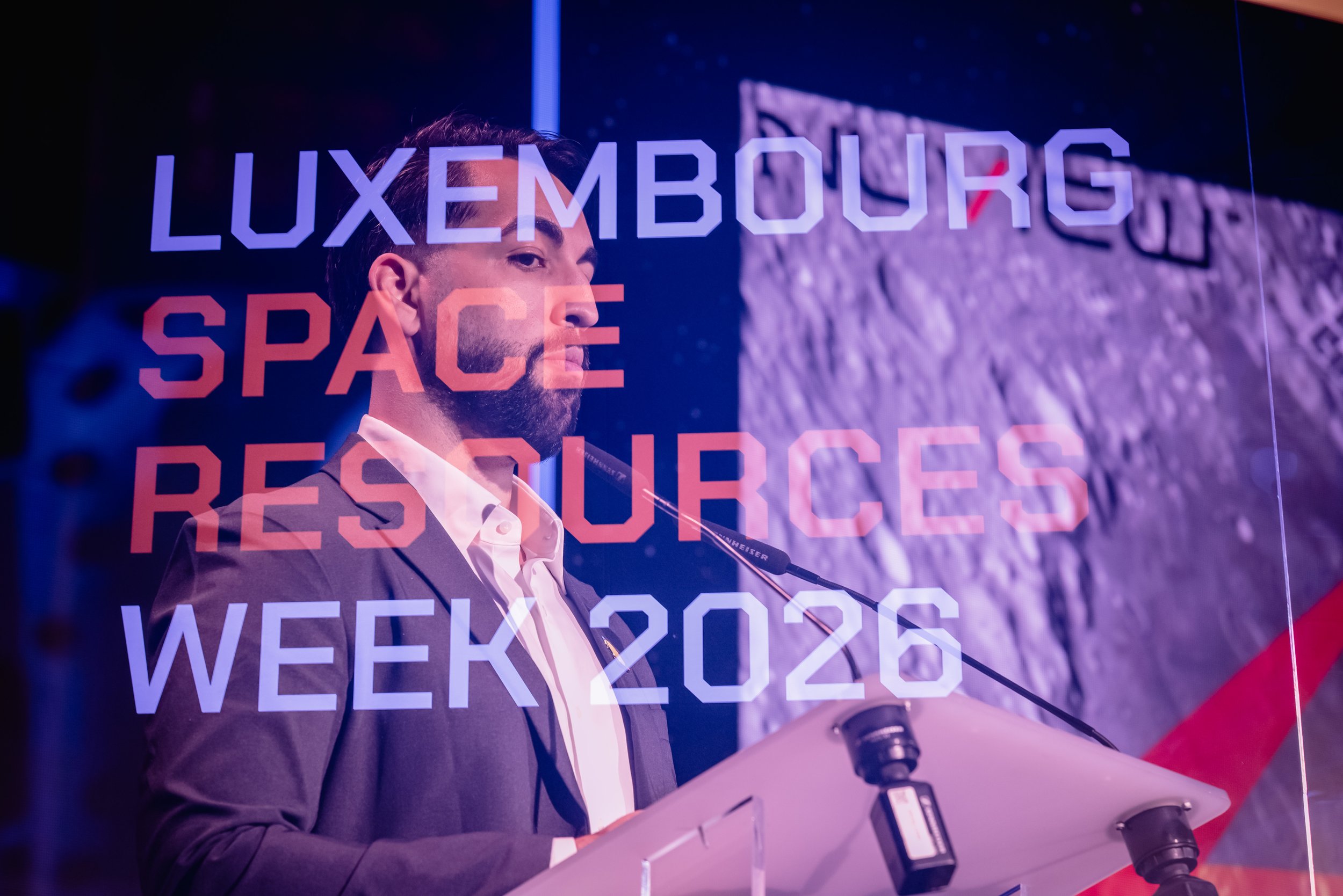 4may-SpaceResourcesWeek26-byLugdivineUnfer-347.jpg