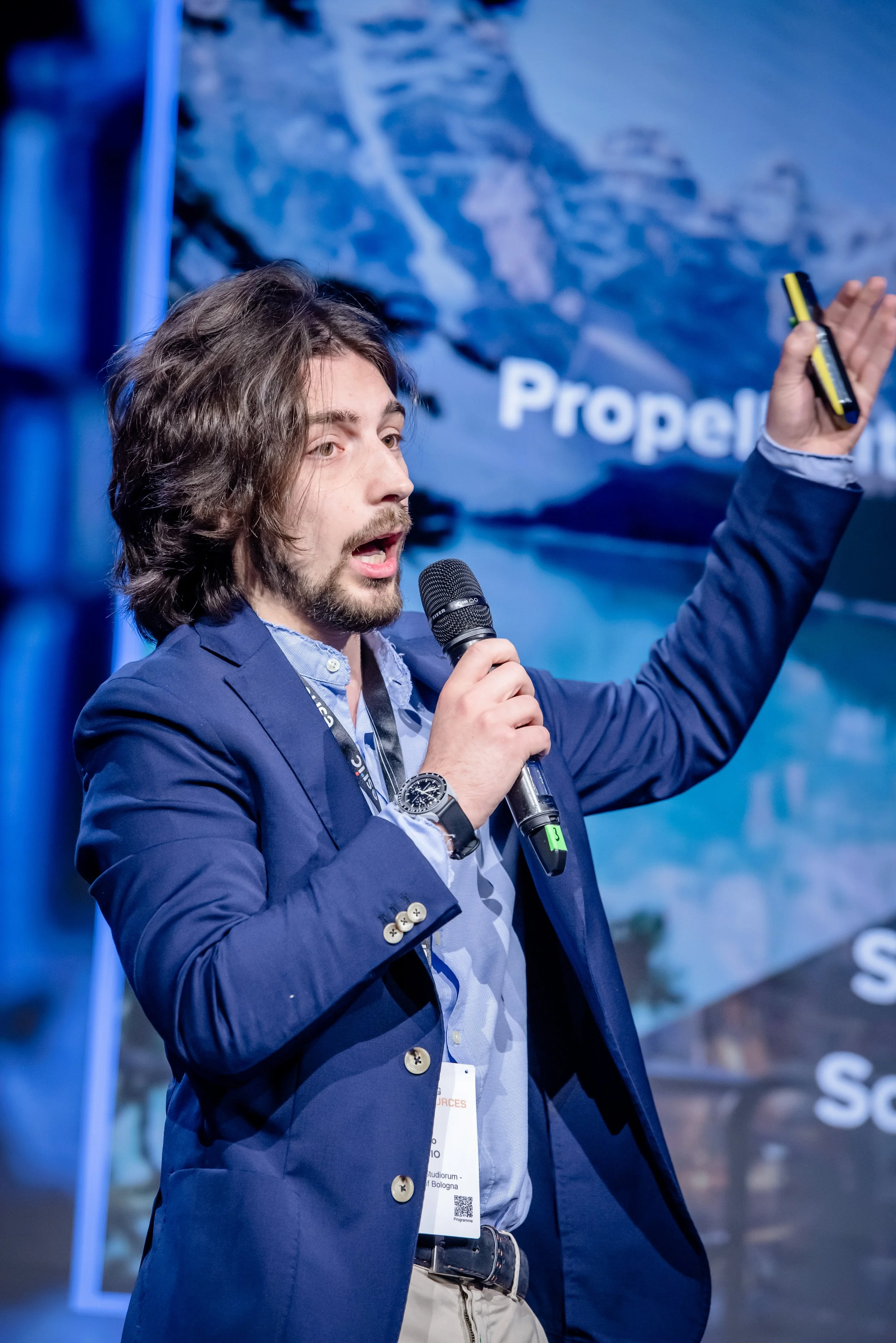 7may-SpaceResourcesWeek26-byLugdivineUnfer-69.jpg