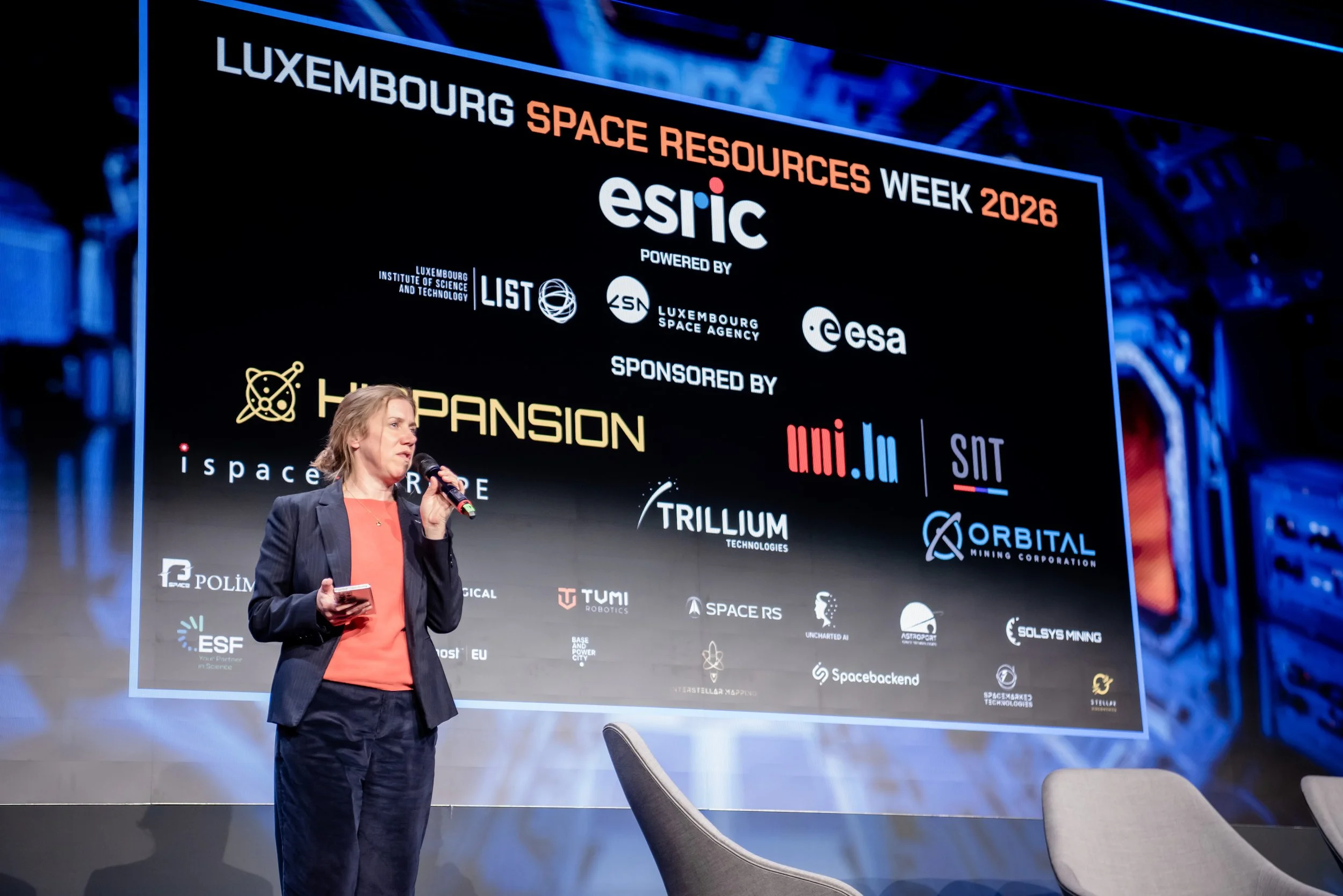 7may-SpaceResourcesWeek26-byLugdivineUnfer-402.jpg
