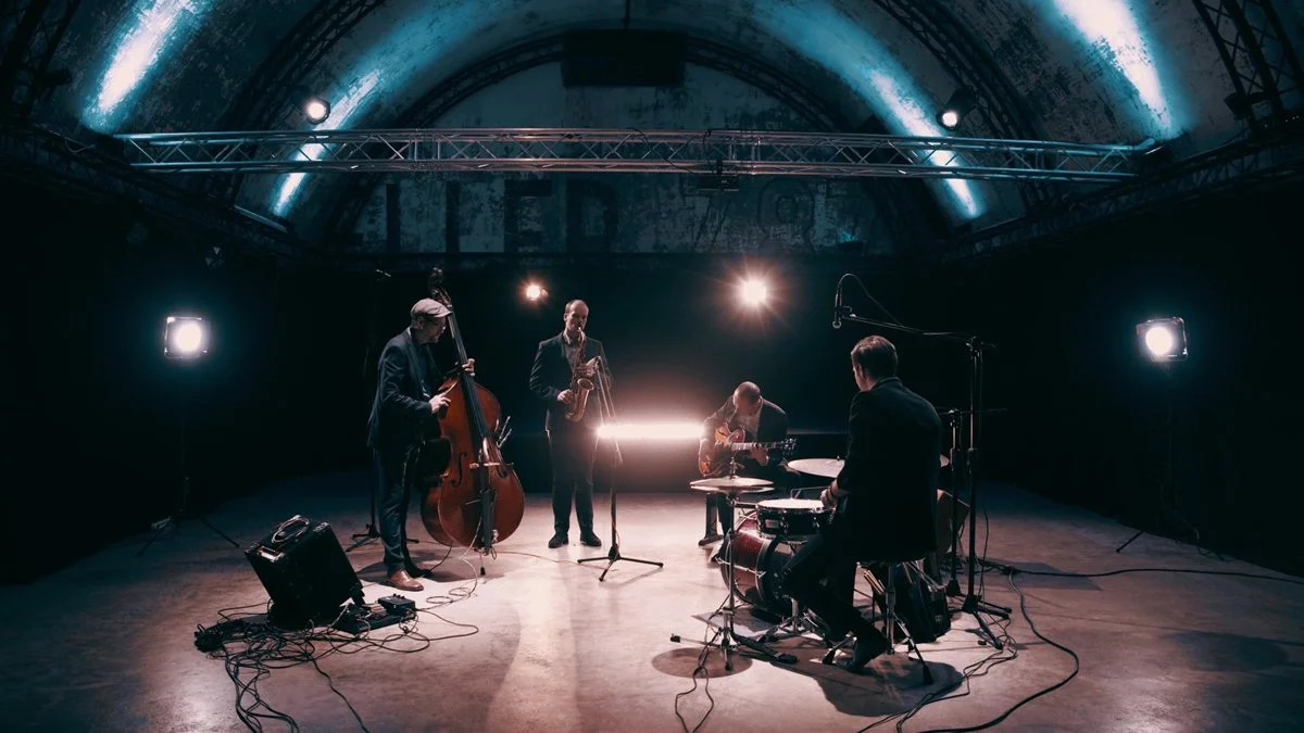 Pure Desmond (ft. James Bond Songs)