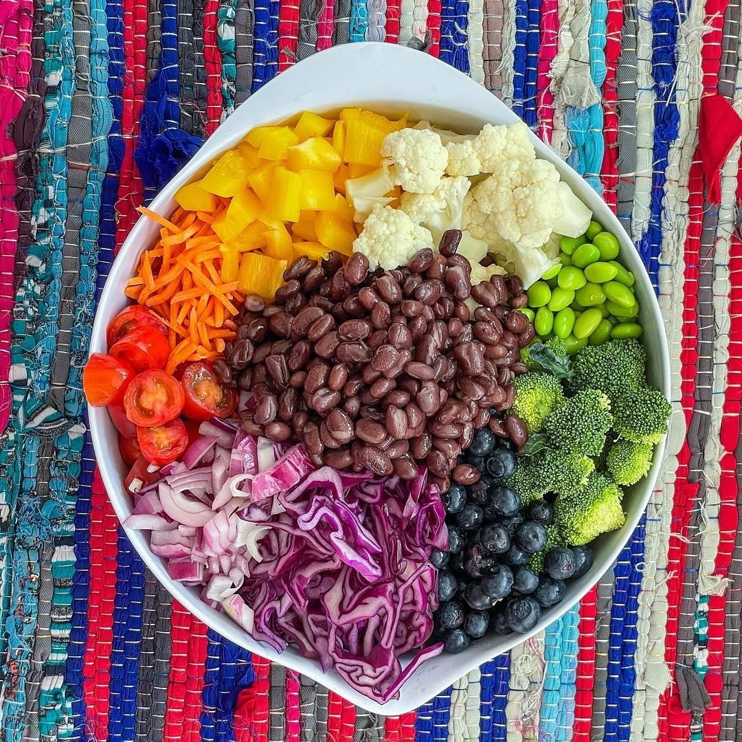 Thank you @comingfullspiral for 1., coming to @plantedexpo Seattle and taking the time to attend our presentation and 2. For making our #nutrientdense #rainbowsalad ! Yours is absolutely beautiful!!!! 

🌈 🌟

#thankyou #thedocandchef #eattherainbow 