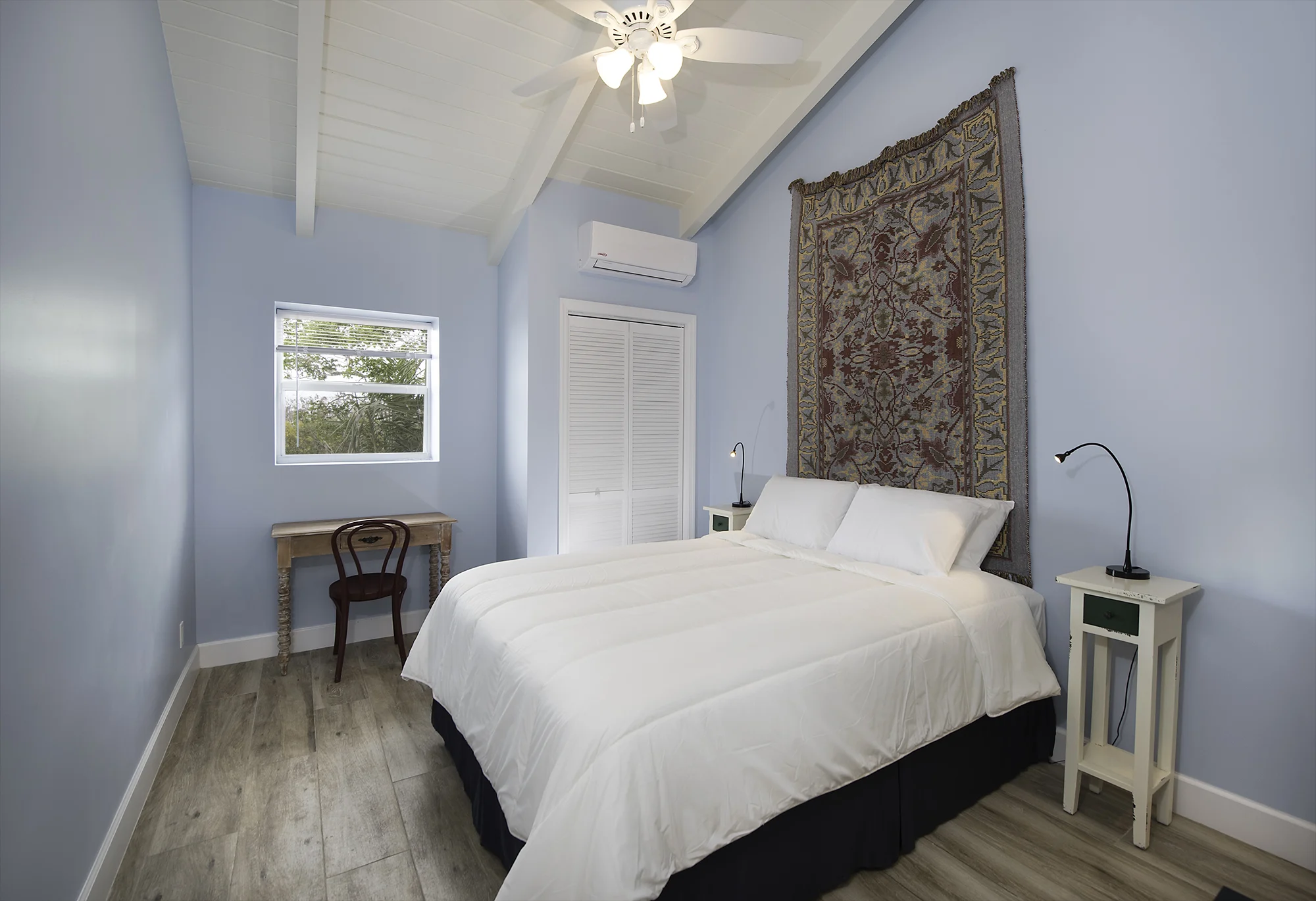 bedroom3.jpg