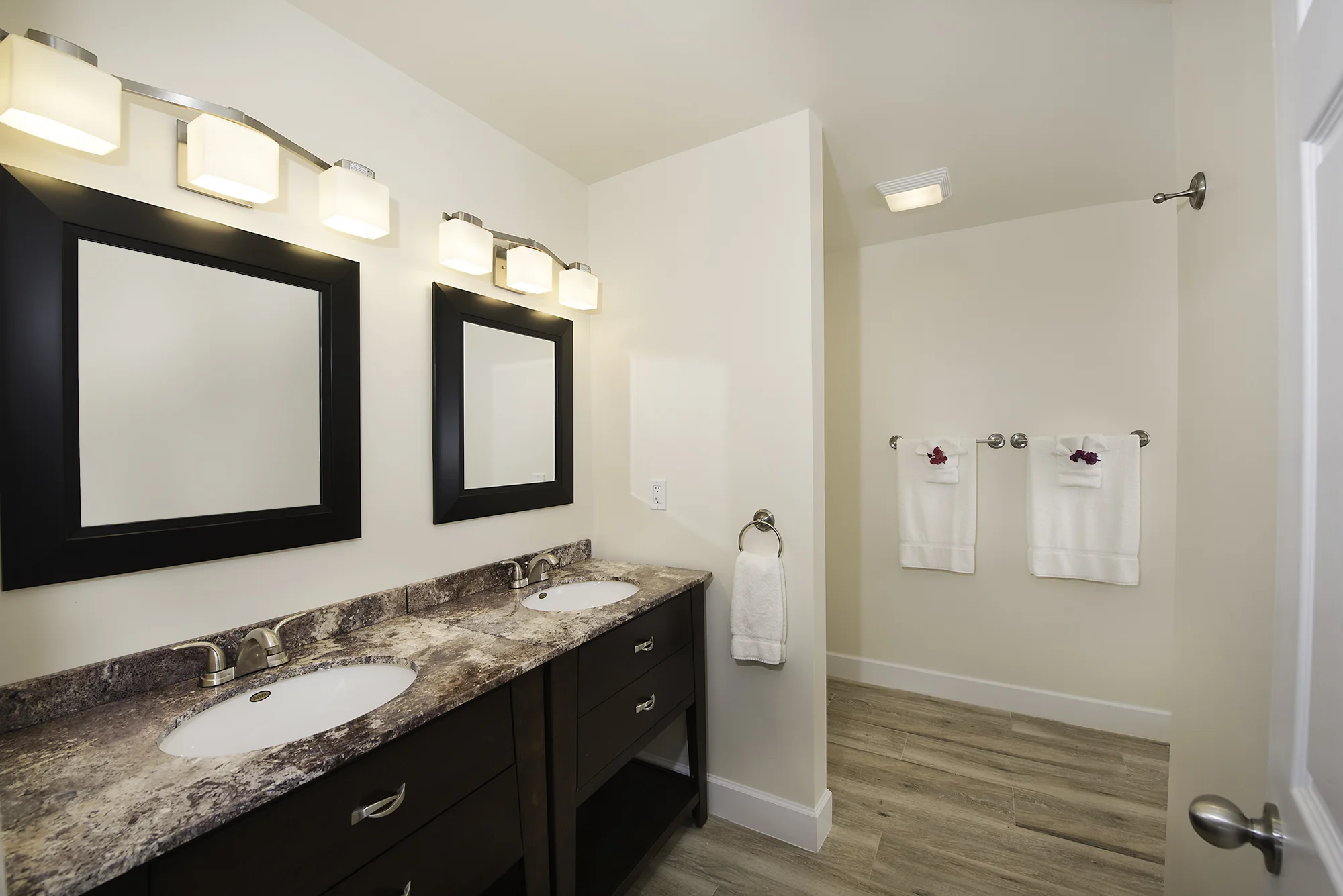 masterbath.jpg