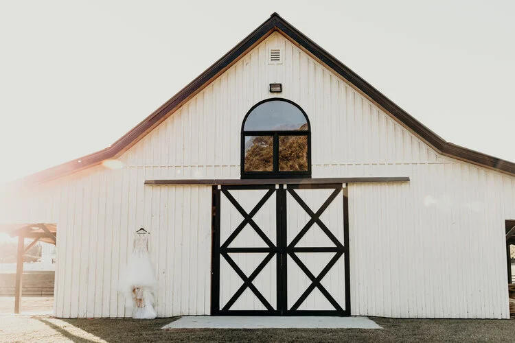 Barn_White Fallow Estate_HCO42875.jpg