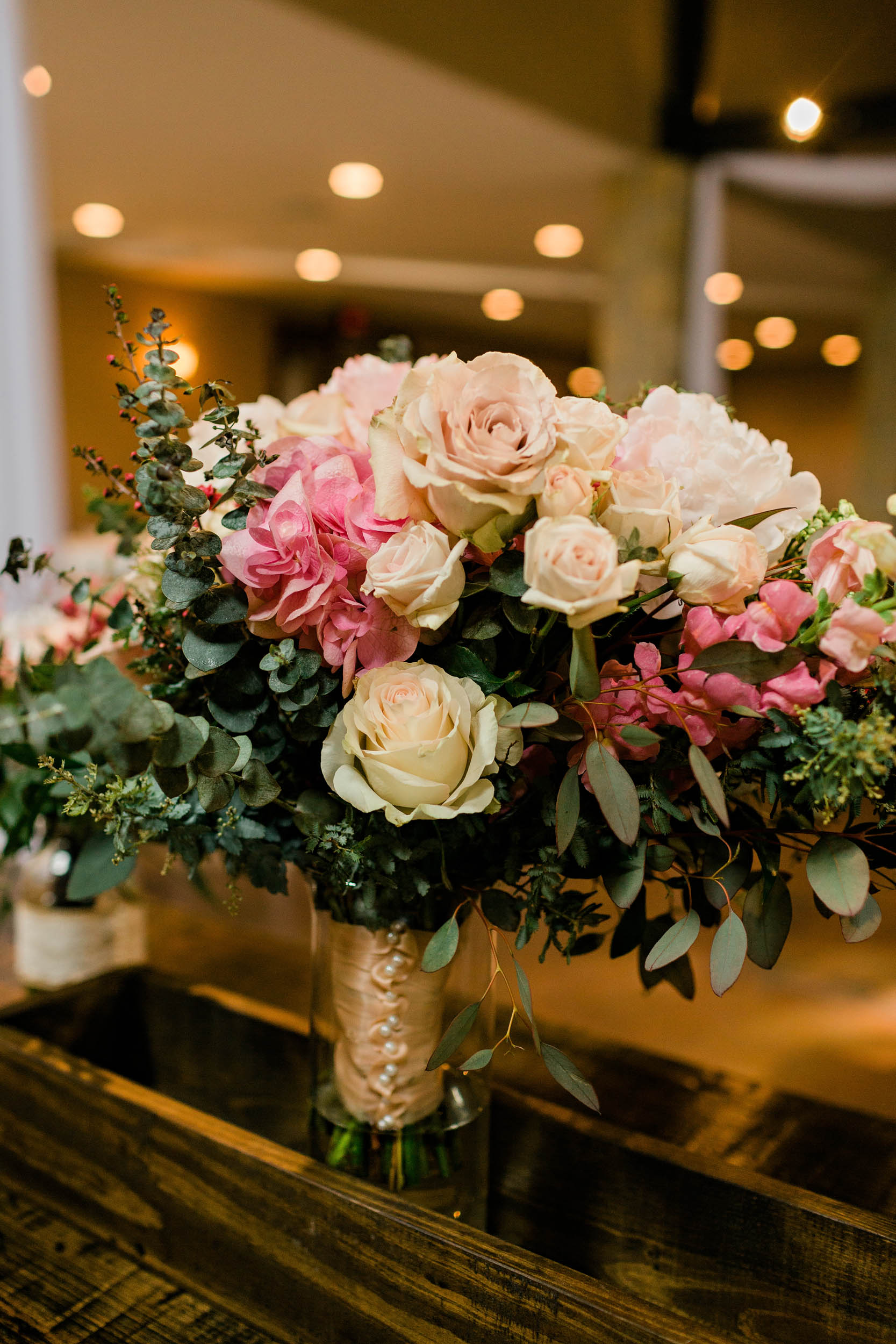 red-ridge-receptions-wedding-lauren-and-brett-©chelseakohnphoto-002.jpg