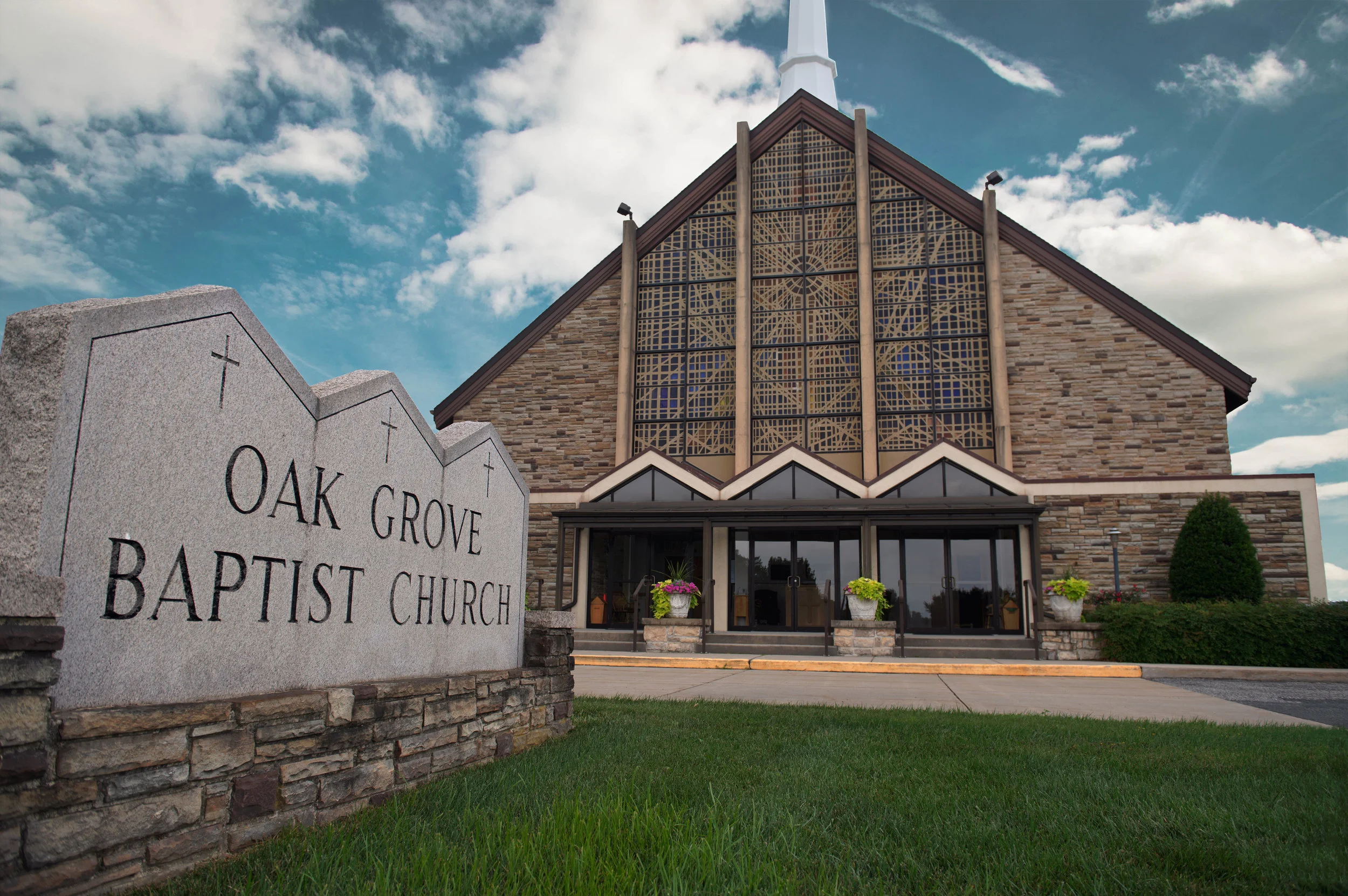 Front_Sign_Sky_Replacement_OGsteeple.jpg