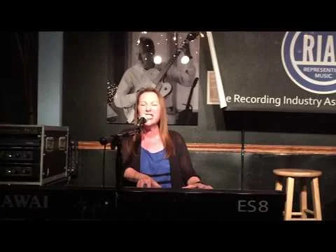 Marci Geller @ Bluebird Cafe Nashville, TN, Singing Forgotten Dreams