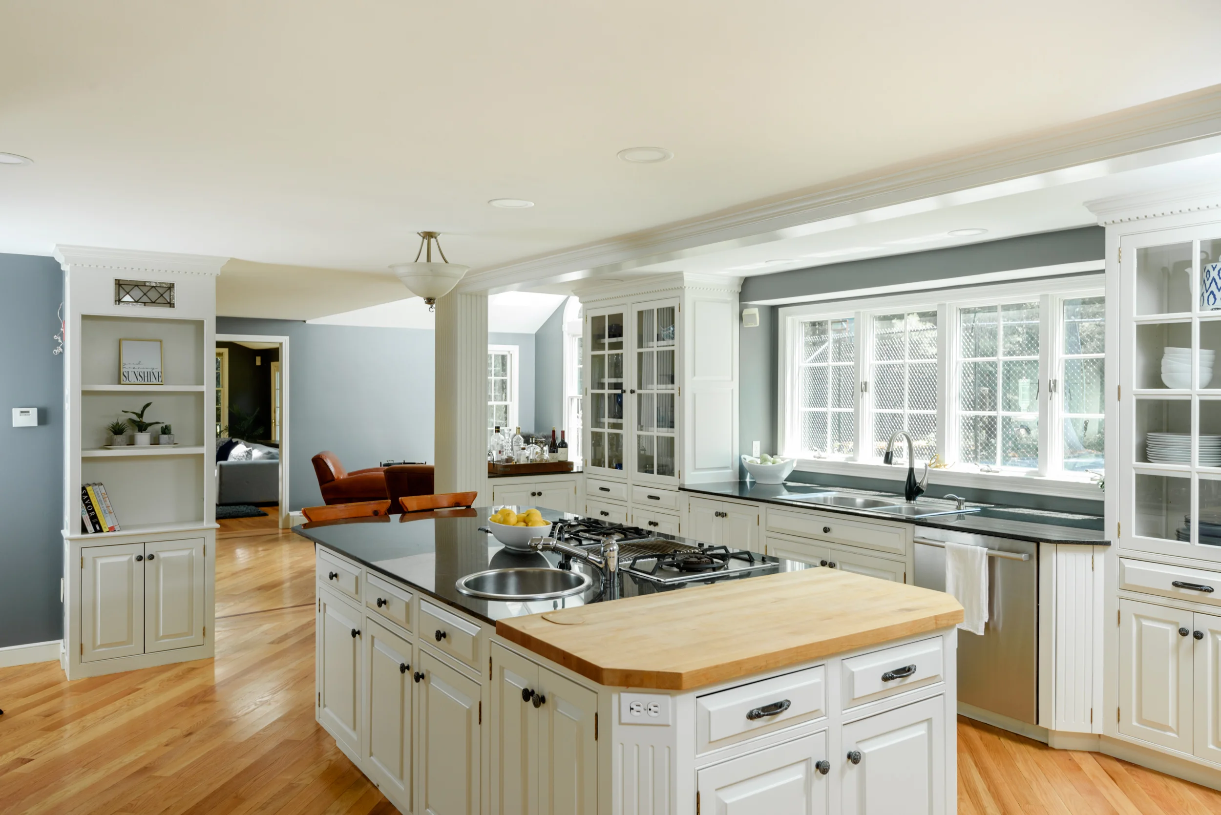 70FirstParish_MLS-4.jpg