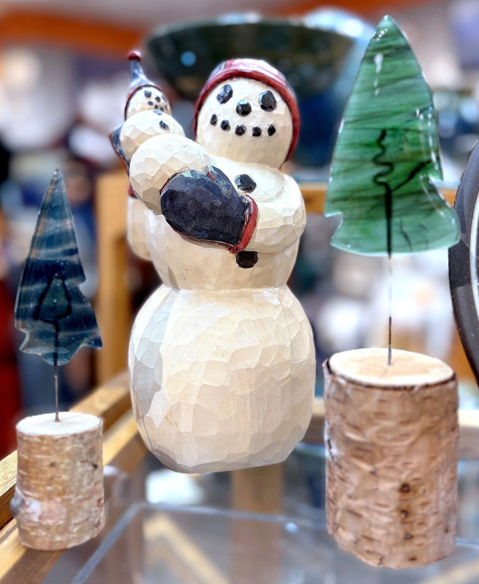 The next 𝗠𝗼𝗻𝘁𝗽𝗲𝗹𝗶𝗲𝗿 𝗔𝗿𝘁 𝗪𝗮𝗹𝗸 is happening today from 4:00 p.m. - 7:00 p.m.! 

24 artists and venues are participating this time around, making it a fantastic way to experience the local art scene in our sweet city.

During Art Walk, 