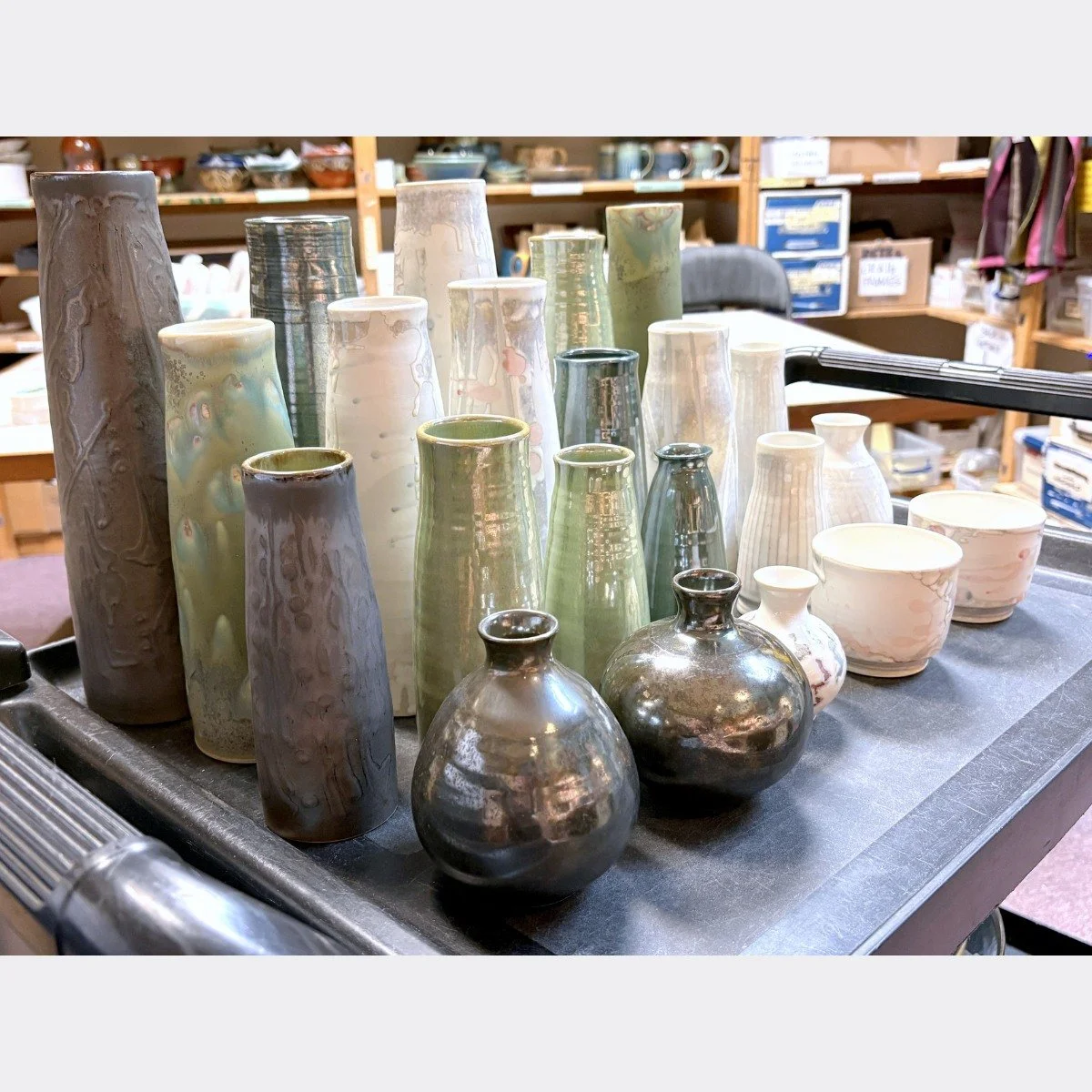 We have been invaded by the Jean Meinhardt vase battalion! Everyone take cover (𝘰𝘳 𝘧𝘭𝘰𝘸𝘦𝘳𝘴)!

#ceramics #pottery #vase #craft #handcrafted #handmade #vtcraft #vermontcraft #handmadeinvermont #handmadeinvt #madeinvt #madeinvermont #vtmade #ve