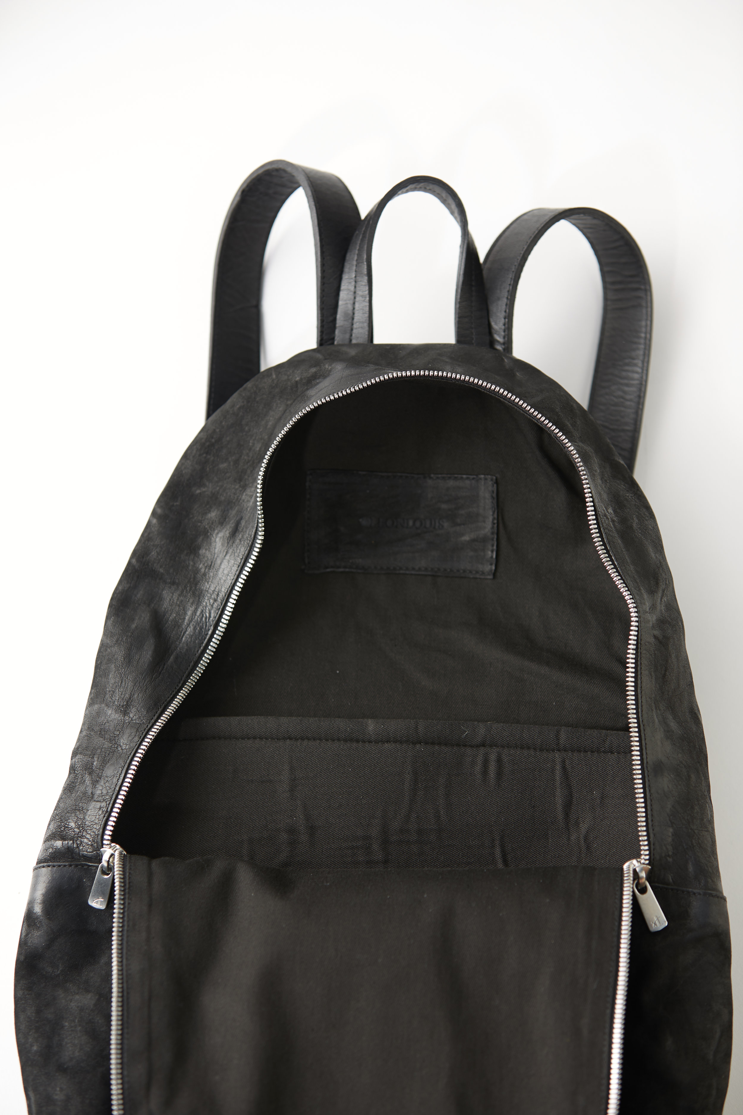 LLSS17U_ACC04_BLACK_DOUBLE_ZIP_BACKPACK_01.jpg