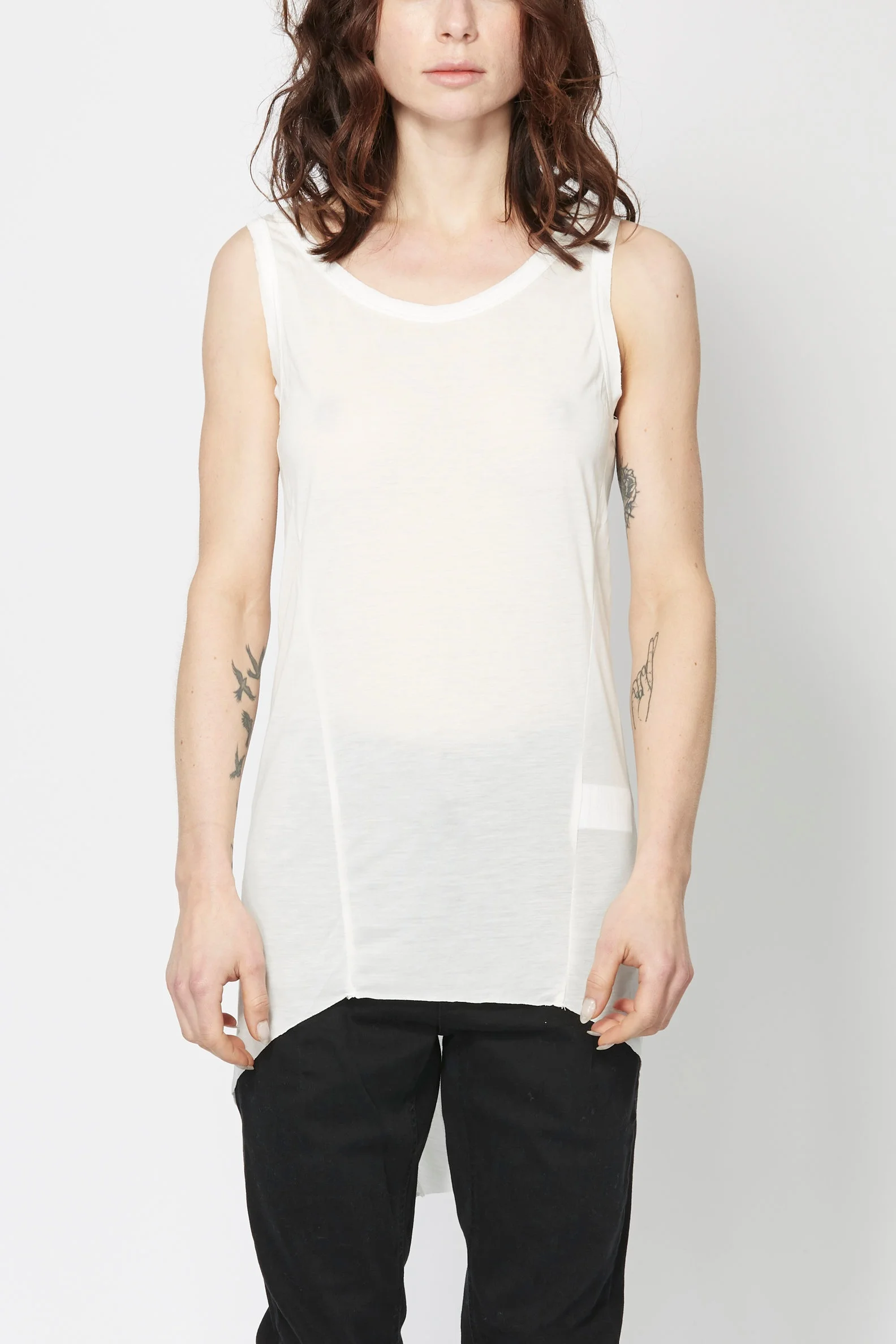 LLAW2017W_TOP04_WHITE_SLIM_TOP_02.jpg