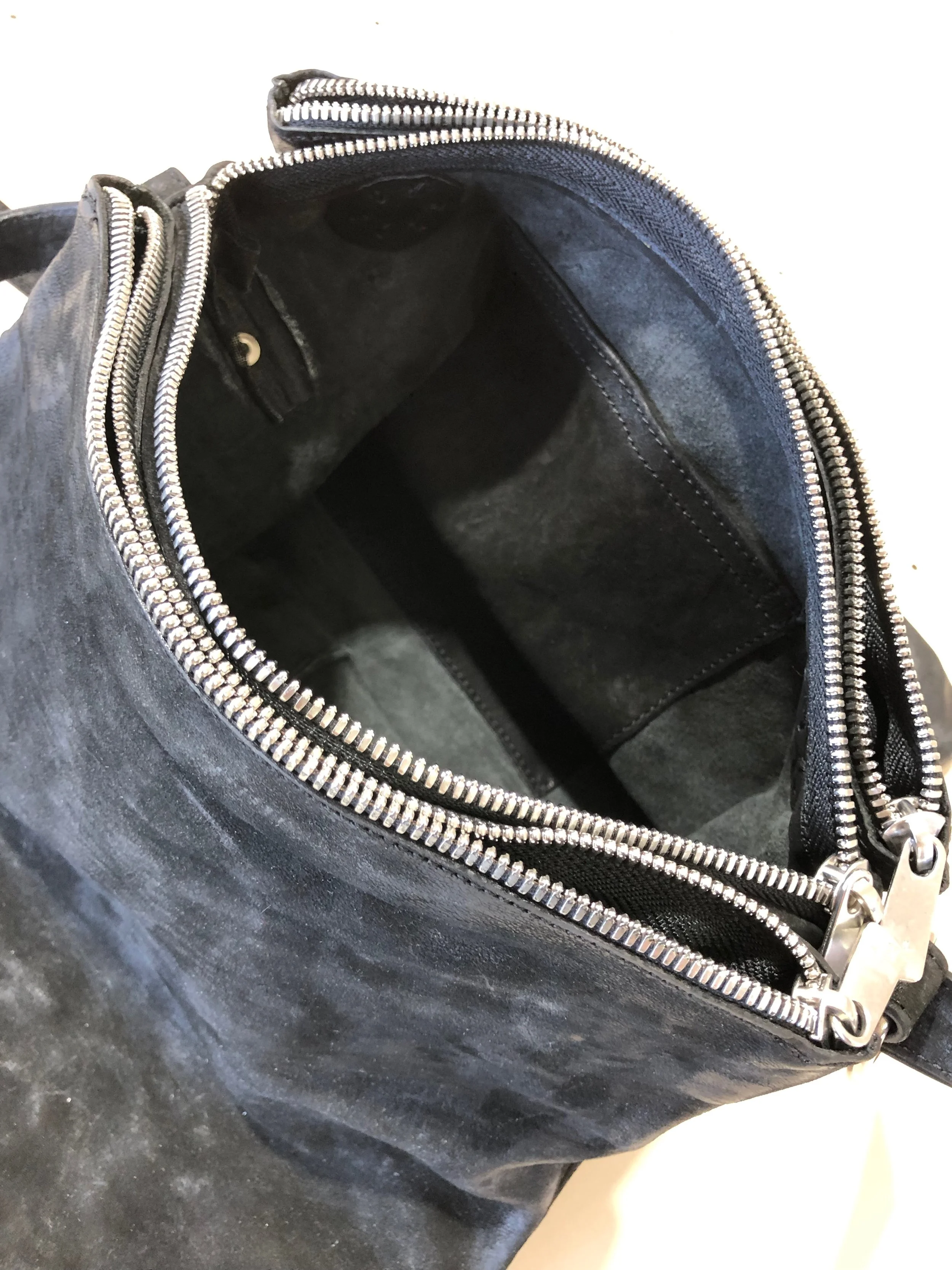 LLSS17U-ACC05-Detach-Shoulder-Bag-08.jpeg