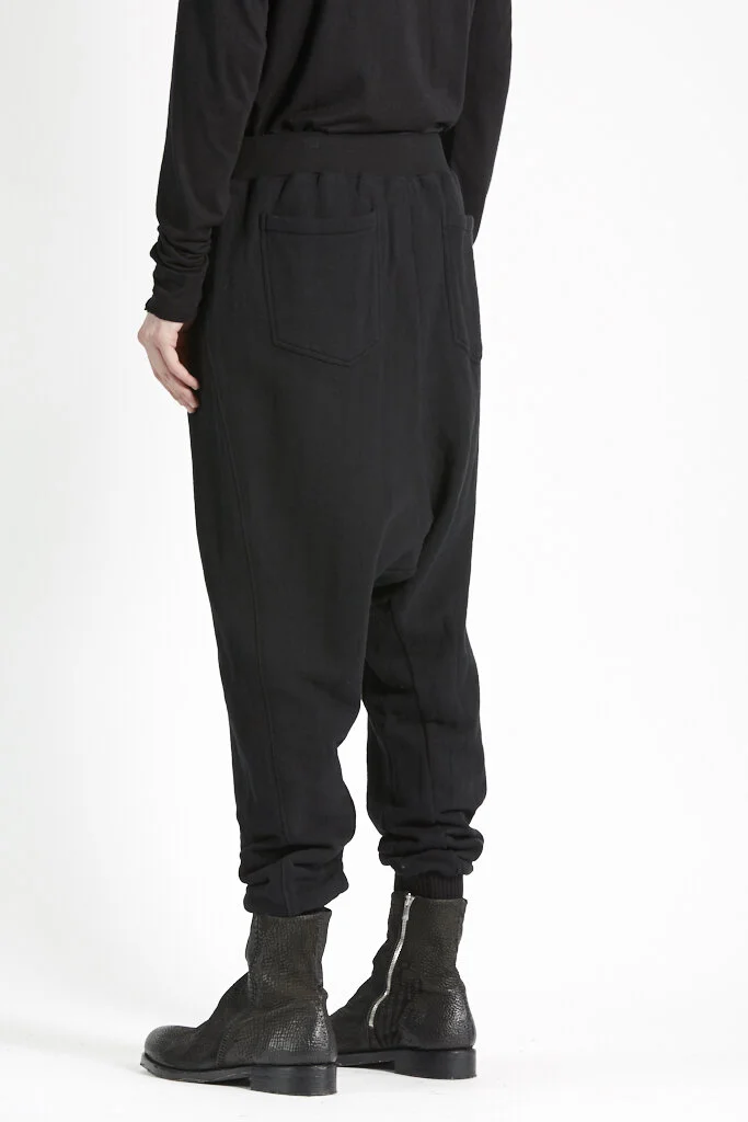LLAW18U-PA10_BIFURCUM_crotch sweatpants_9906.jpg