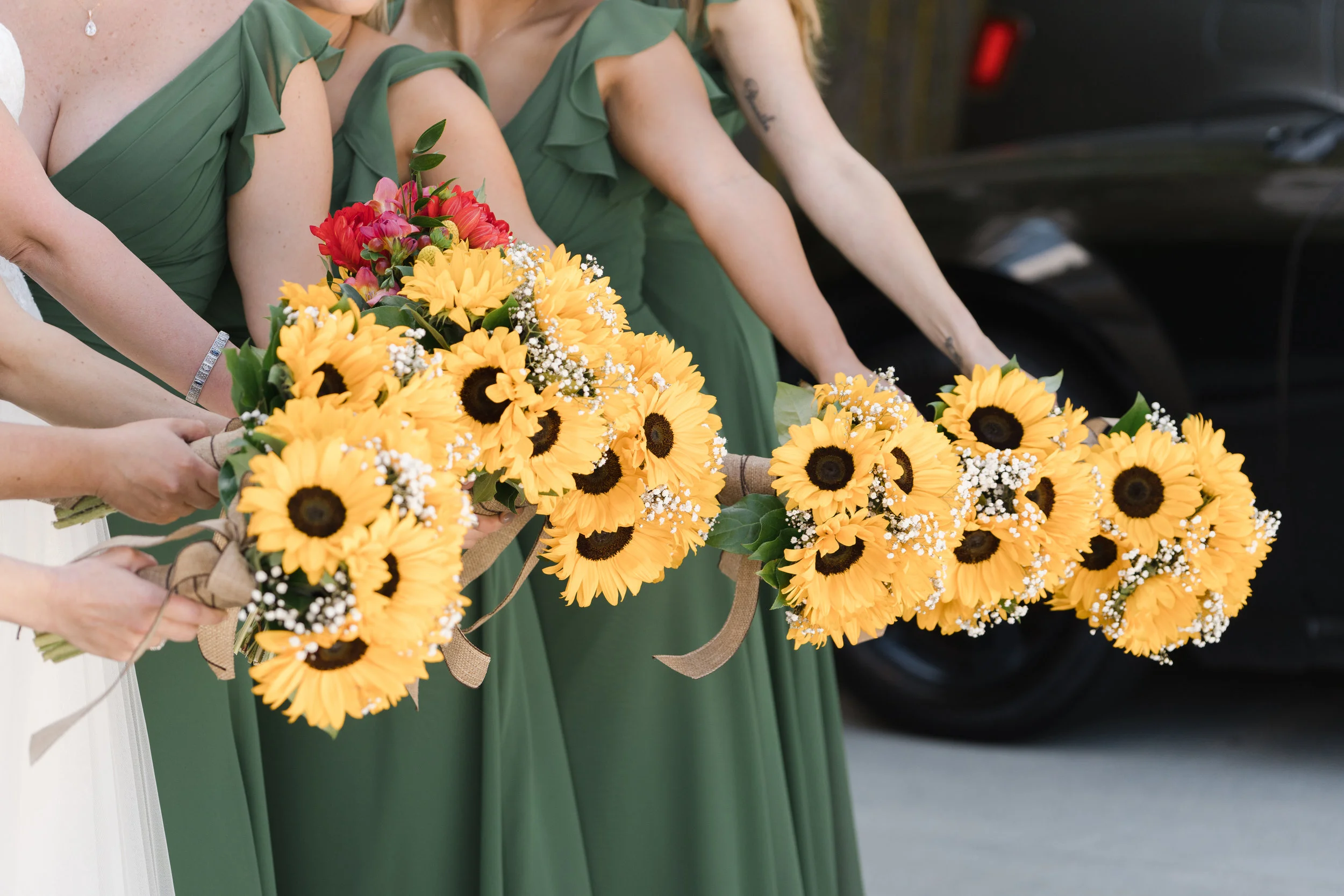 Lauren + Eric - Romantics - Hitched Photo 11.JPG