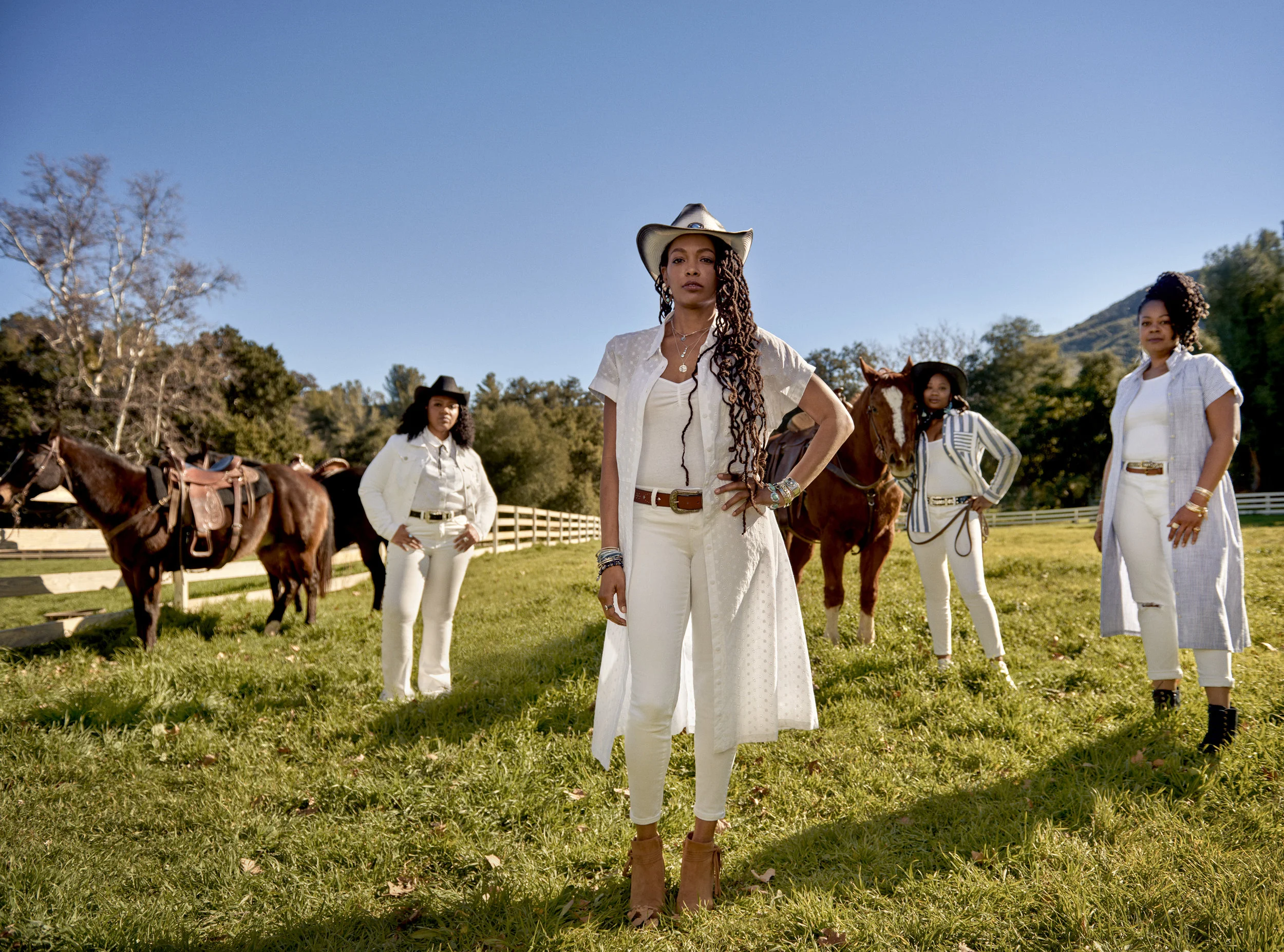 WM_FASHION_SPRING19_WDACAMPAIGN_STILLS_COWGIRLS_0308_03.jpg