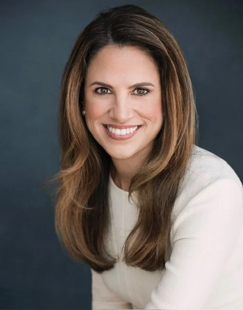 Nada Stirratt, former VP at Meta - Podcast with Julie Roehm