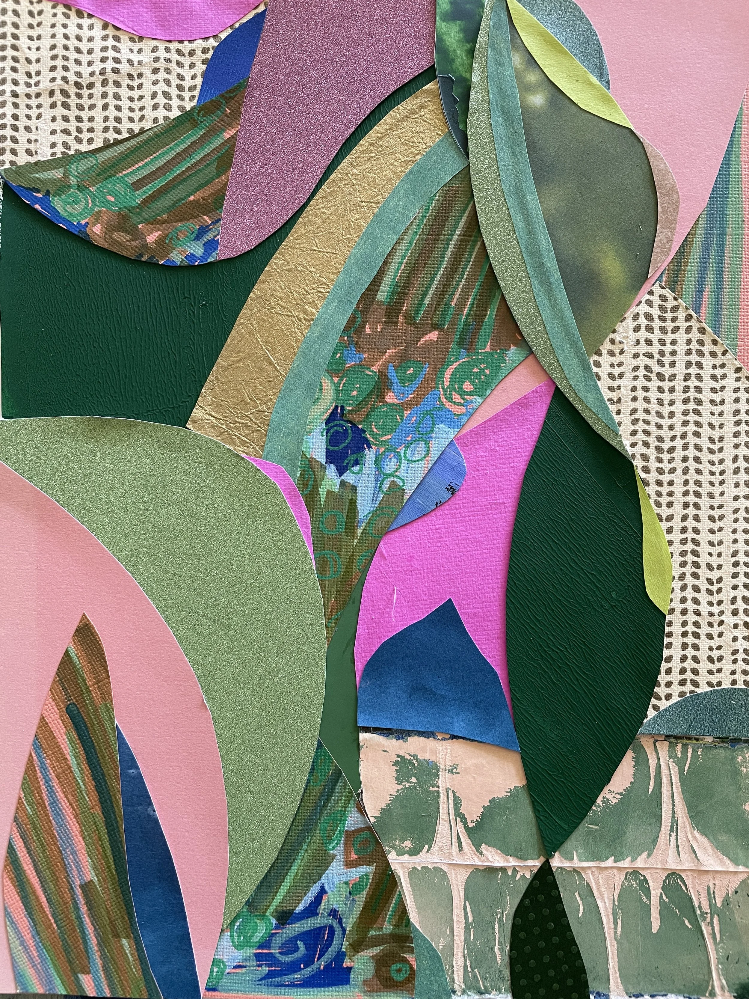 Virtual Studio - Women in Collage
