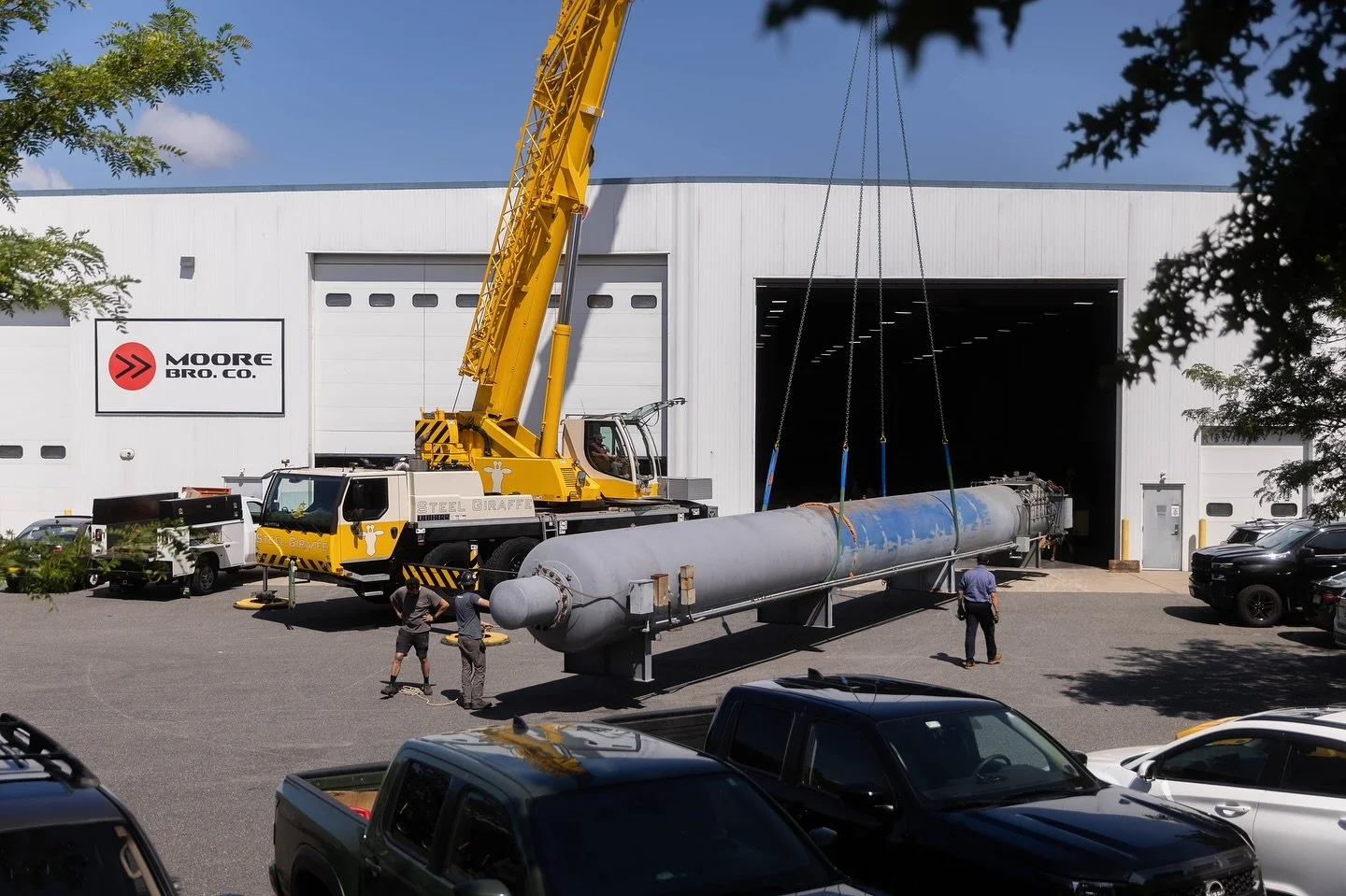 Feels really good to be setting in here at 115 Broadcommon. Throwback to a big moving day with @steelgiraffe and Lamb Riggers getting our 60 foot autoclave settled in!