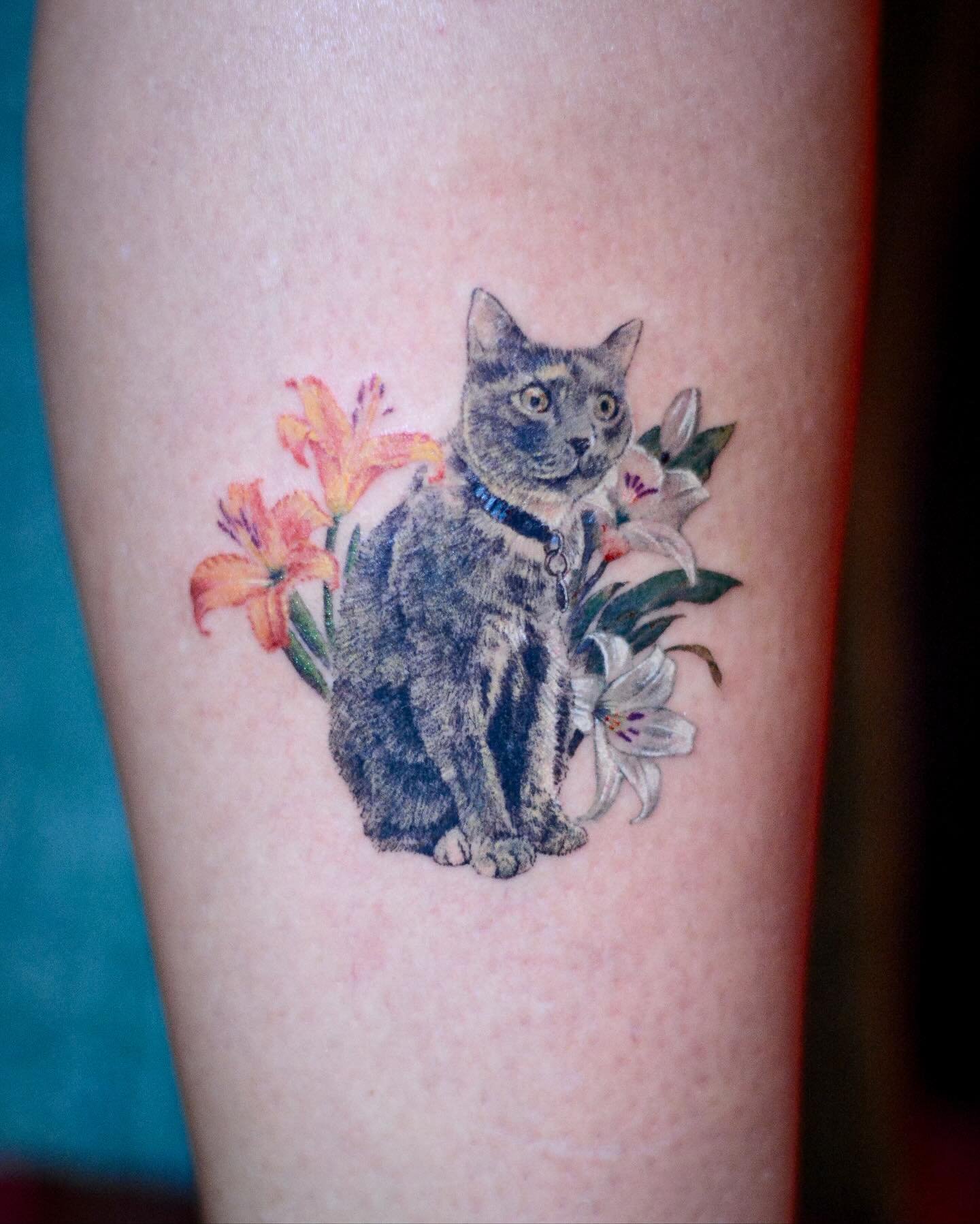 🐈&zwj;⬛ 💐- please email or dm for appointments. 📧 jasoninklife@gmail.com
.
.
.
#tattoo #tattooing #tattooist #tattooartwork #tattooart #tattooartist #tattooartistmagazine #tattoolifestyle #tattoostyle #tattooer #tattooworkers #tattoodesigns #tatto