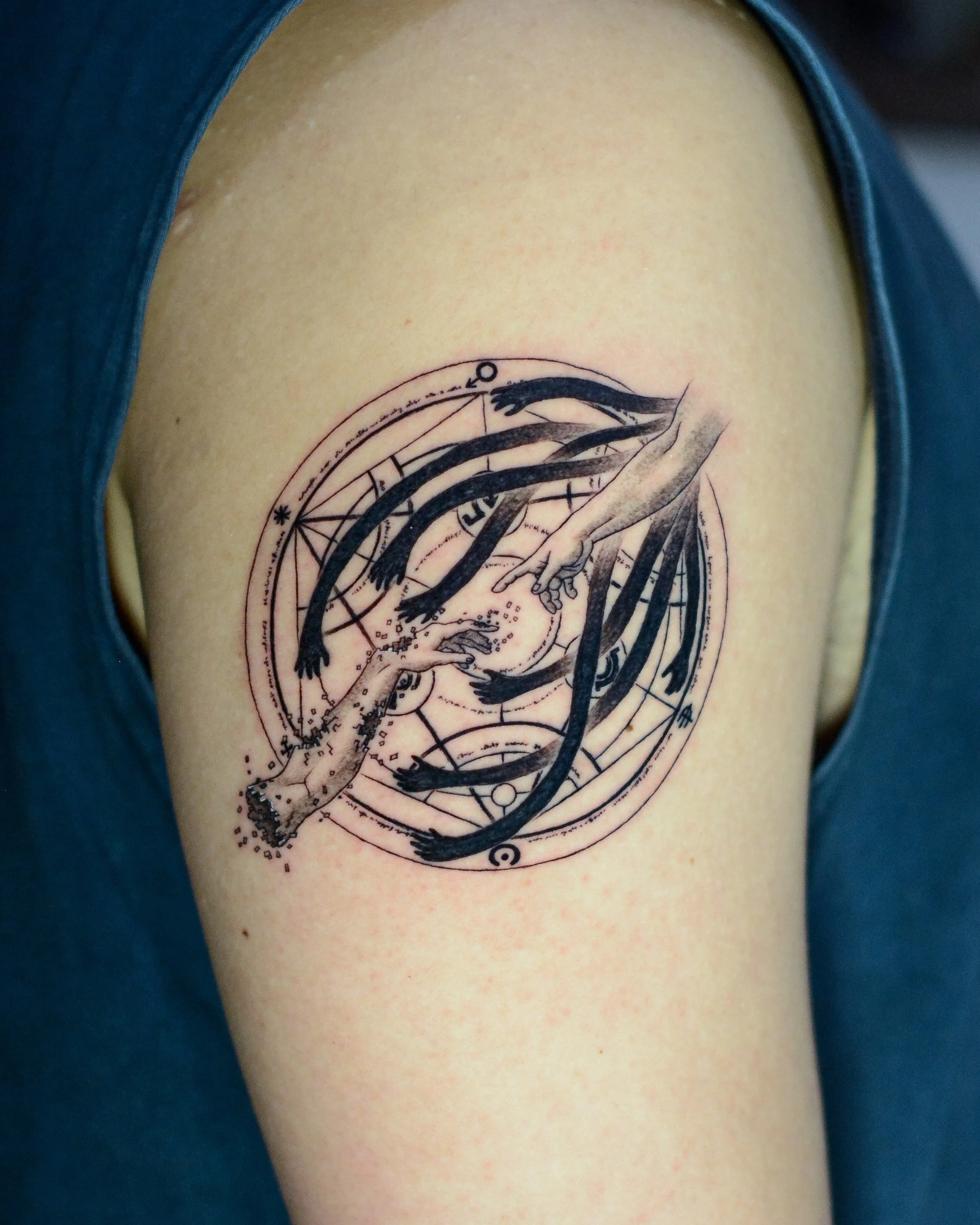 👉🏻👈🏻 Fullmetal Alchemist - booking link is in my bio. 
.
.
.
#animetattoo #fullmetalalchemist #tattoo #tattooidea #tattooist
