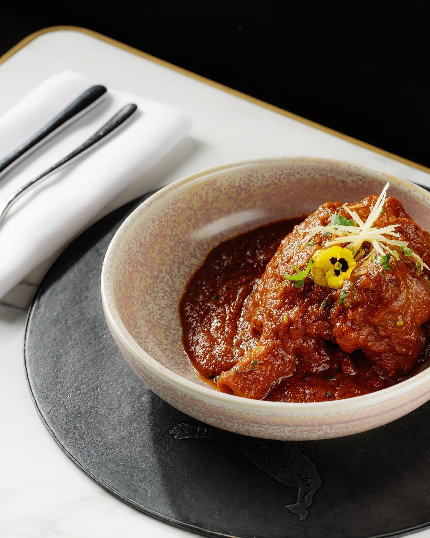 Come and warm yourself up with our delicious Lamb Shank rogan josh @harrodsfood @chefvineet