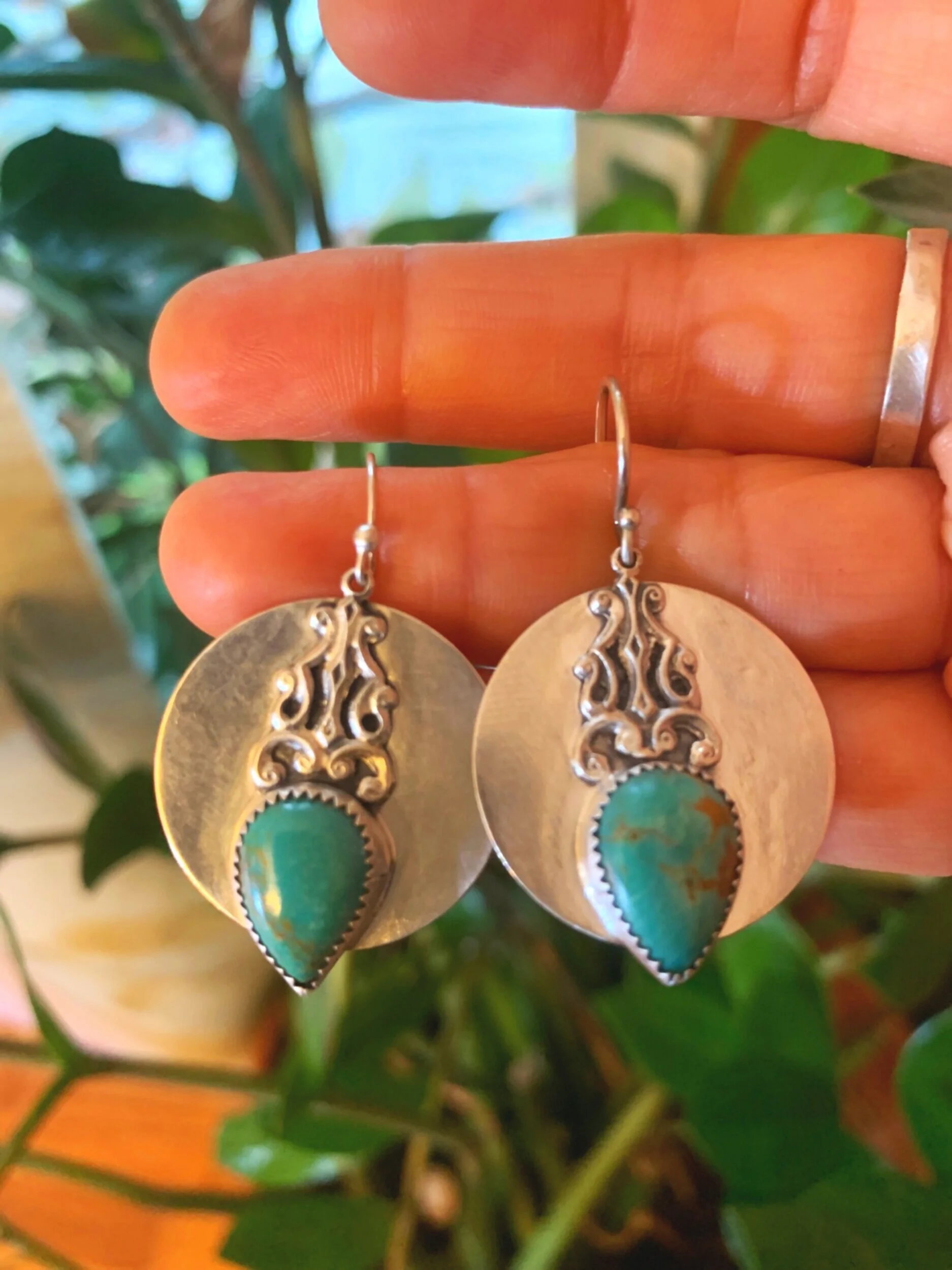 72E1F702-225B-43E2-9BED-B1D893FC6AF4