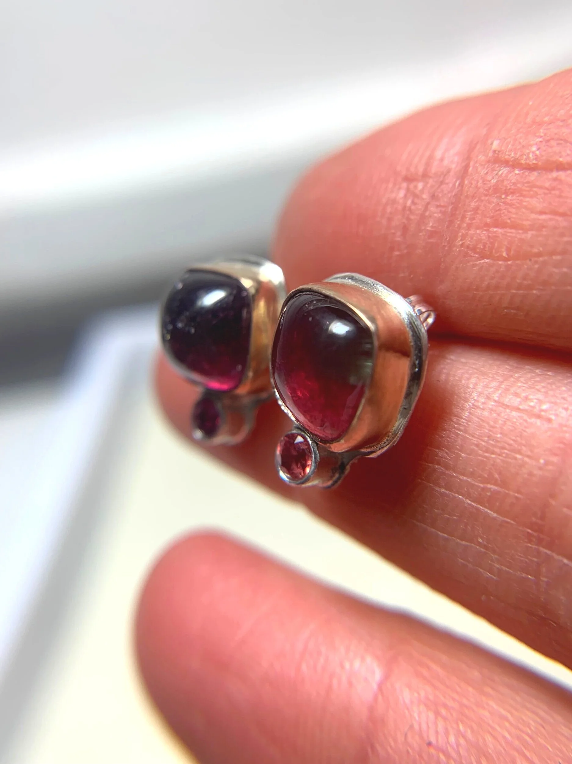 90B9ECE4-C757-4AA8-AF3B-8227ADE3314D