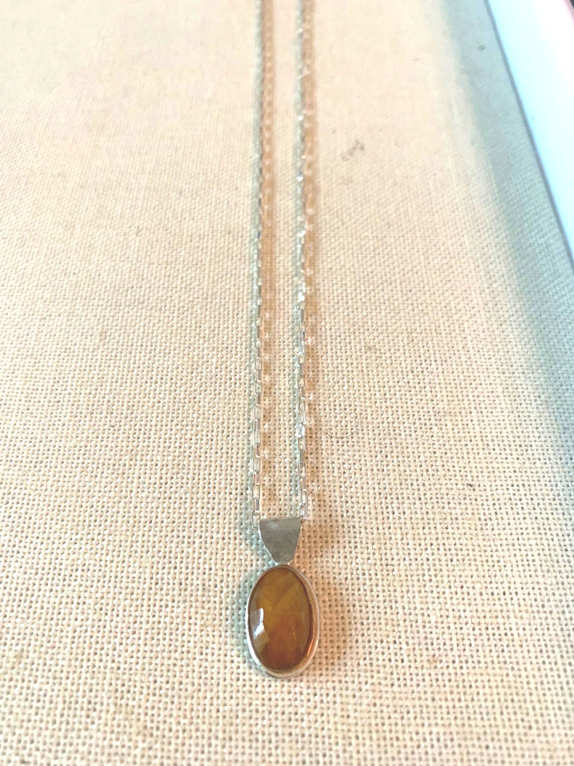 3FF74AEF-1545-49E9-A2EE-4B8765260A65