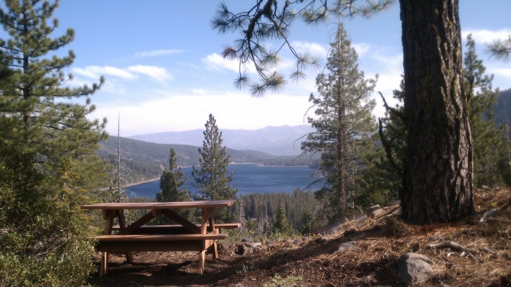 Donner Summit Canyon Trail Truckee, Round Table Truckee