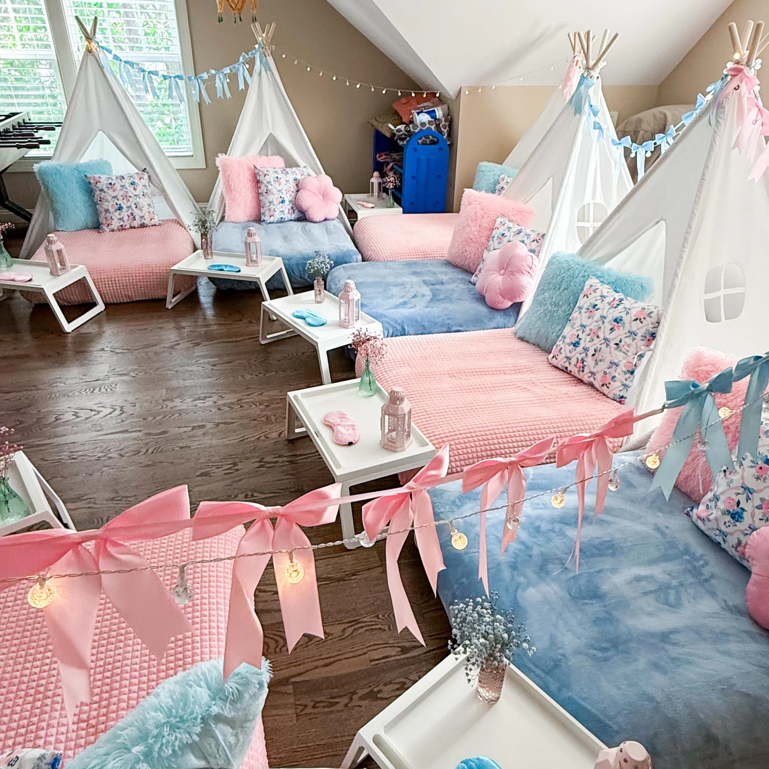 Introducing our newest theme: Cotton Candy Cottage🎀🩵🌸

Created for Meera&rsquo;s 12th birthday, this custom design came to life after she shared her vision and knew exactly the look she wanted for her celebration. From the soft powder blue and blu