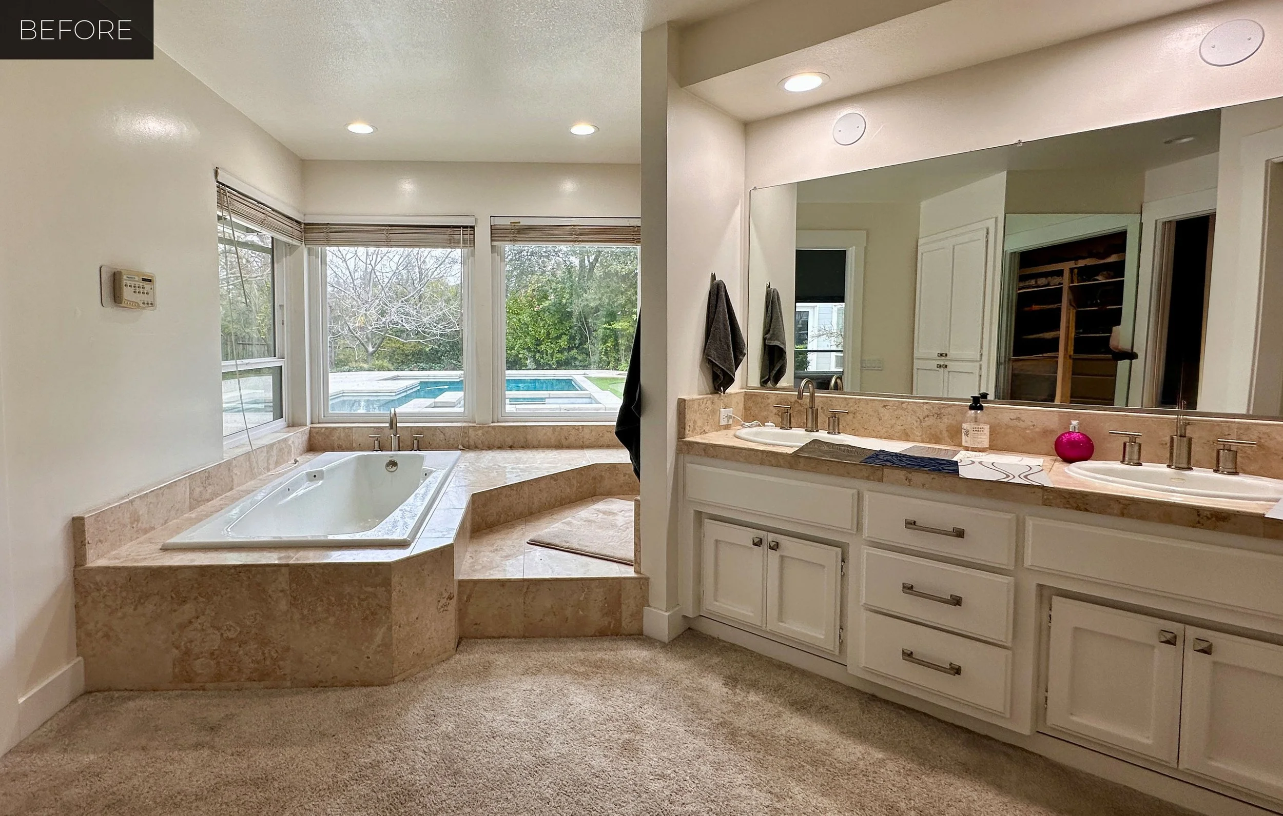 Lakeland_MasterBath_Before02.jpg