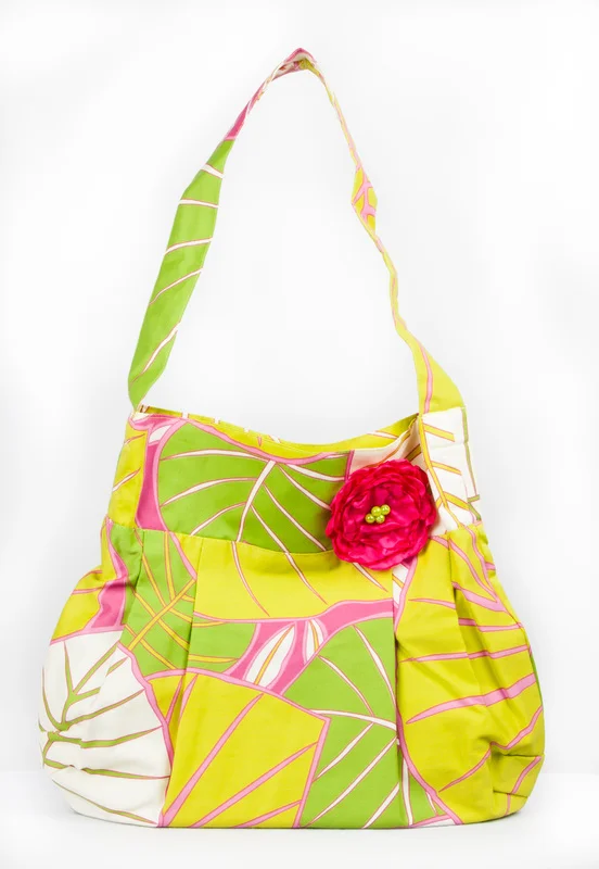 Palm Pleated Purse
