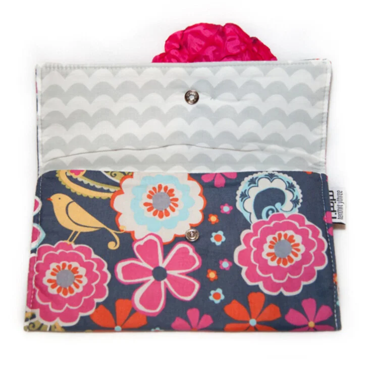 Mardi+Gras+Snap+Clutch+Open+Canvas.jpg